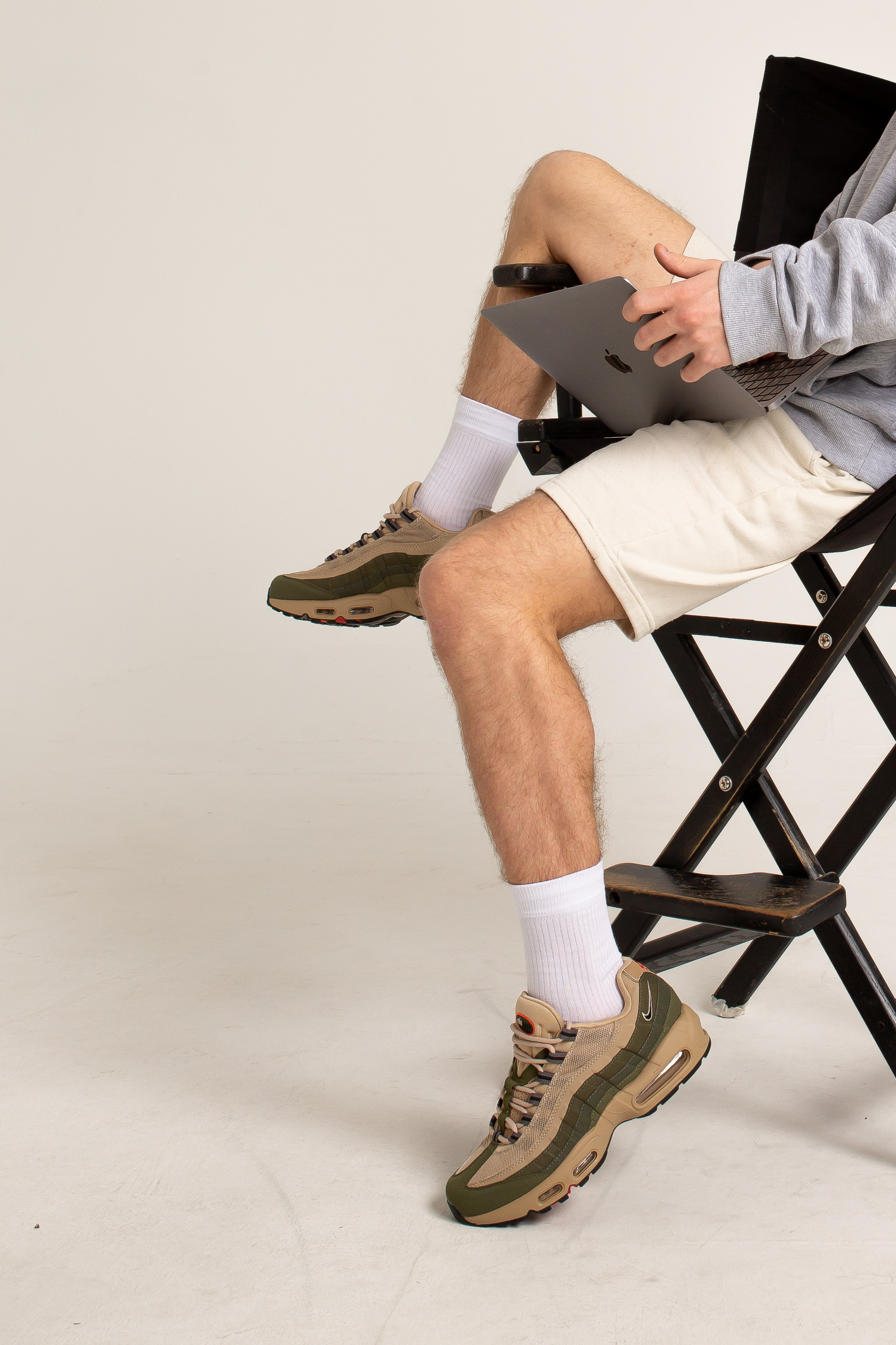 Станция кроссовок. Контент–фотограф | Леся Лесная