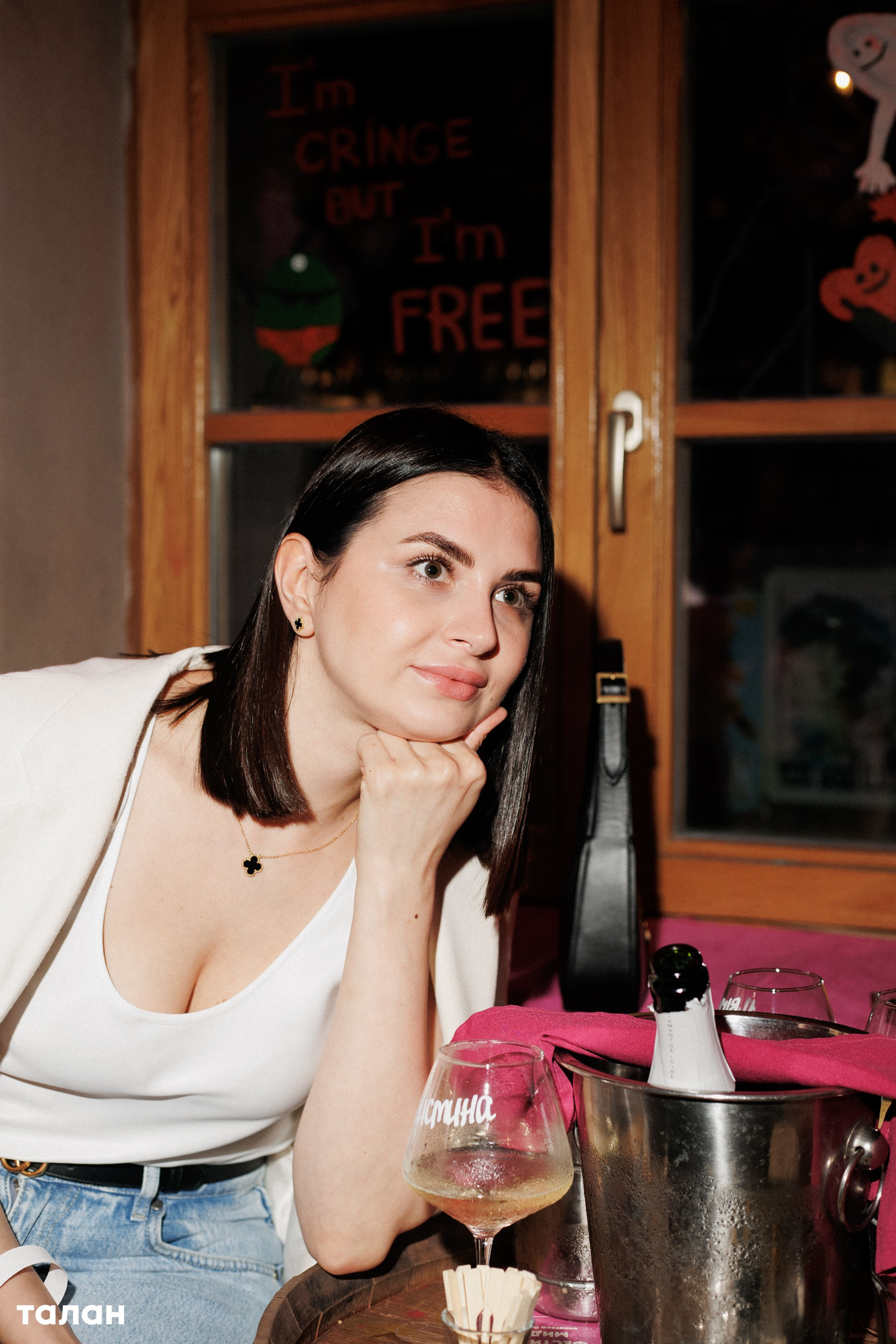 ВИНОТЕКА [бар+магаз] — BIRTHDAY PARTY. СВОИ. ФОТООТЧЕТЫ-СОБЫТИЯ-МЕСТА