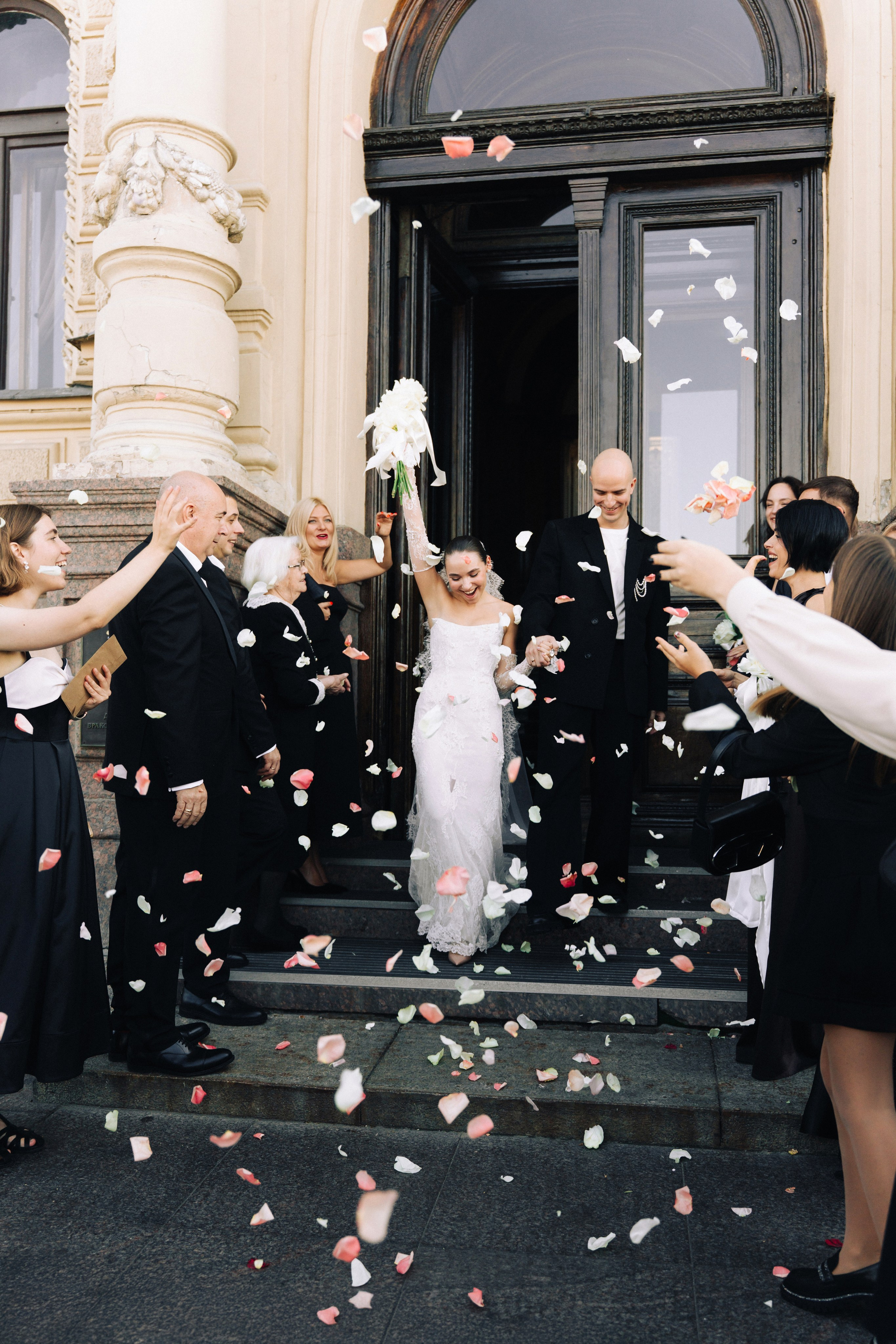 Вова и Лиза. Питер. Гранд Отель Европа, 1 дворец бракосочетания и особняк Мясникова. Свадебный фотограф Катерина Чулкова