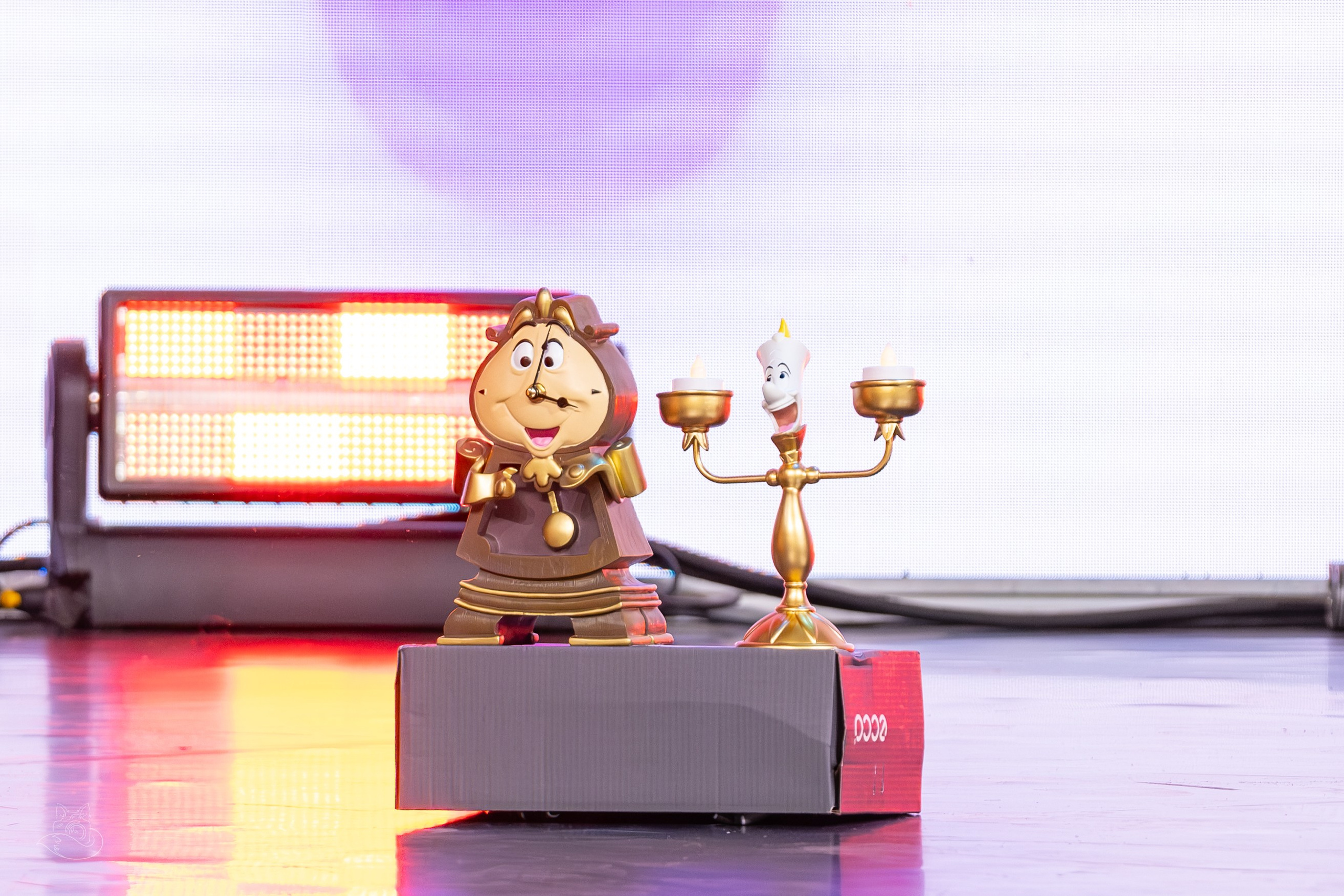 Сцена РЭД ЭКСПО 2024. Косплей фотограф