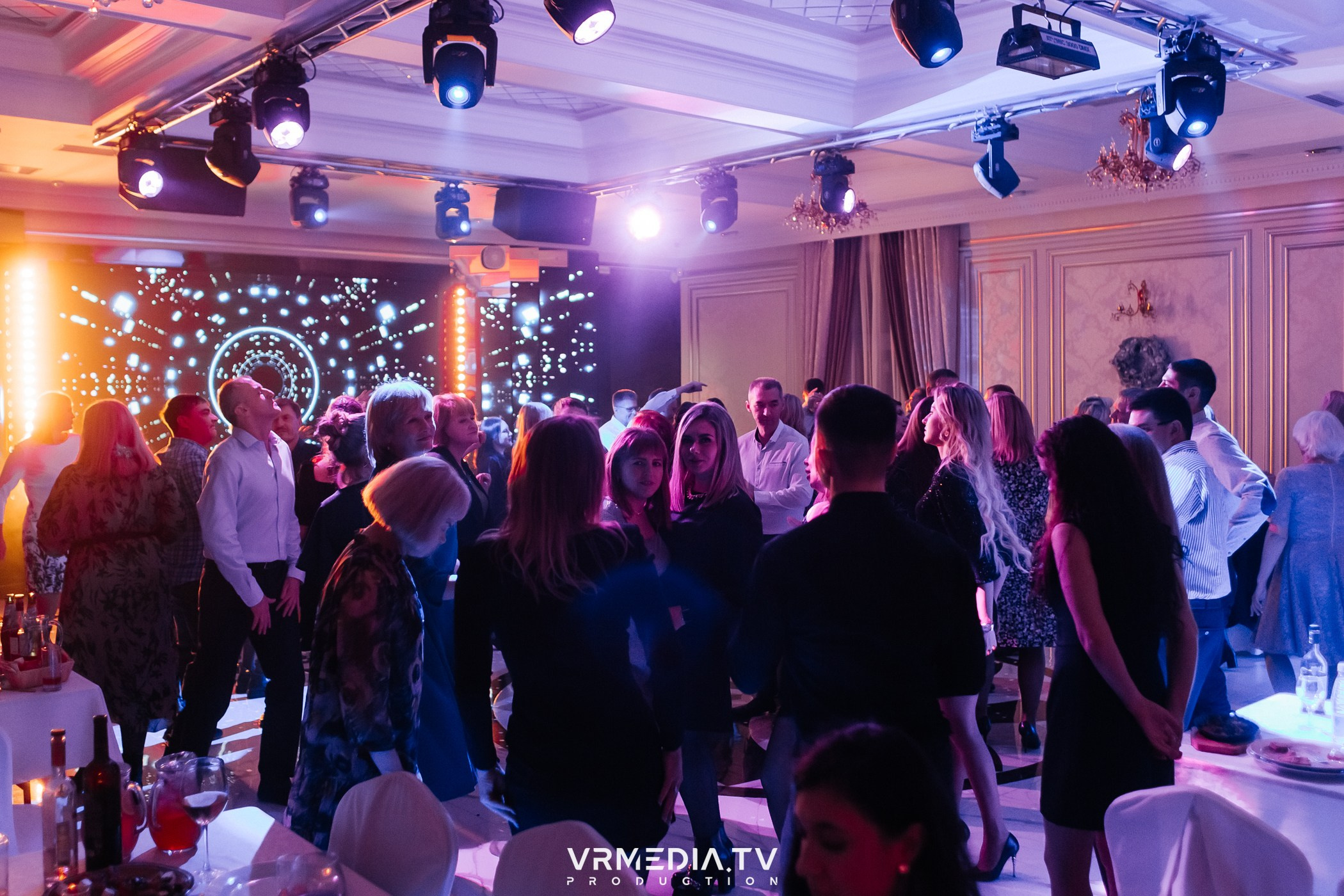 Новогодний вечер в ресторане «Лазурный Берег»