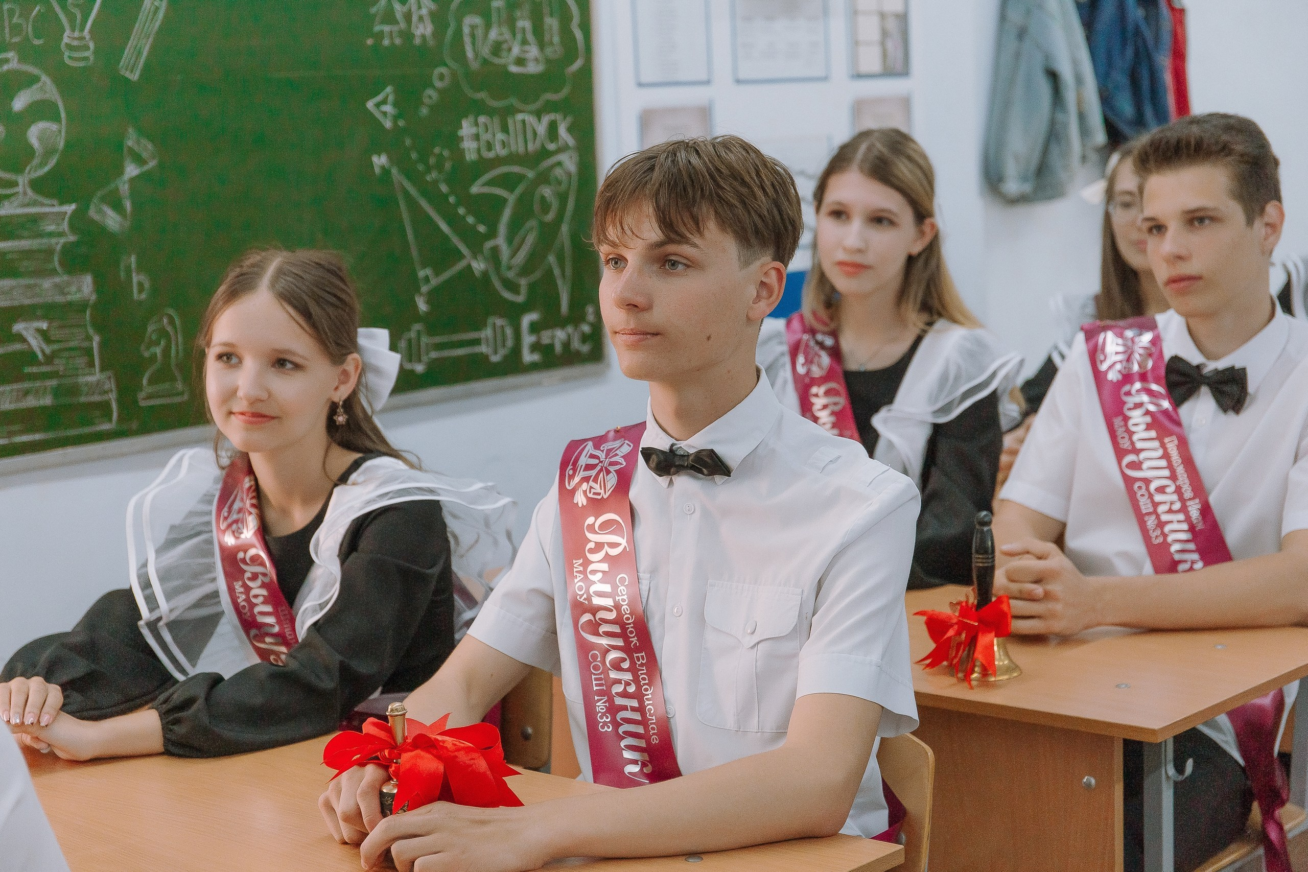 11 класс 33 школа. Выпускные альбомы Натальи Бутко: Новороссийск, Анапа, Геленджик