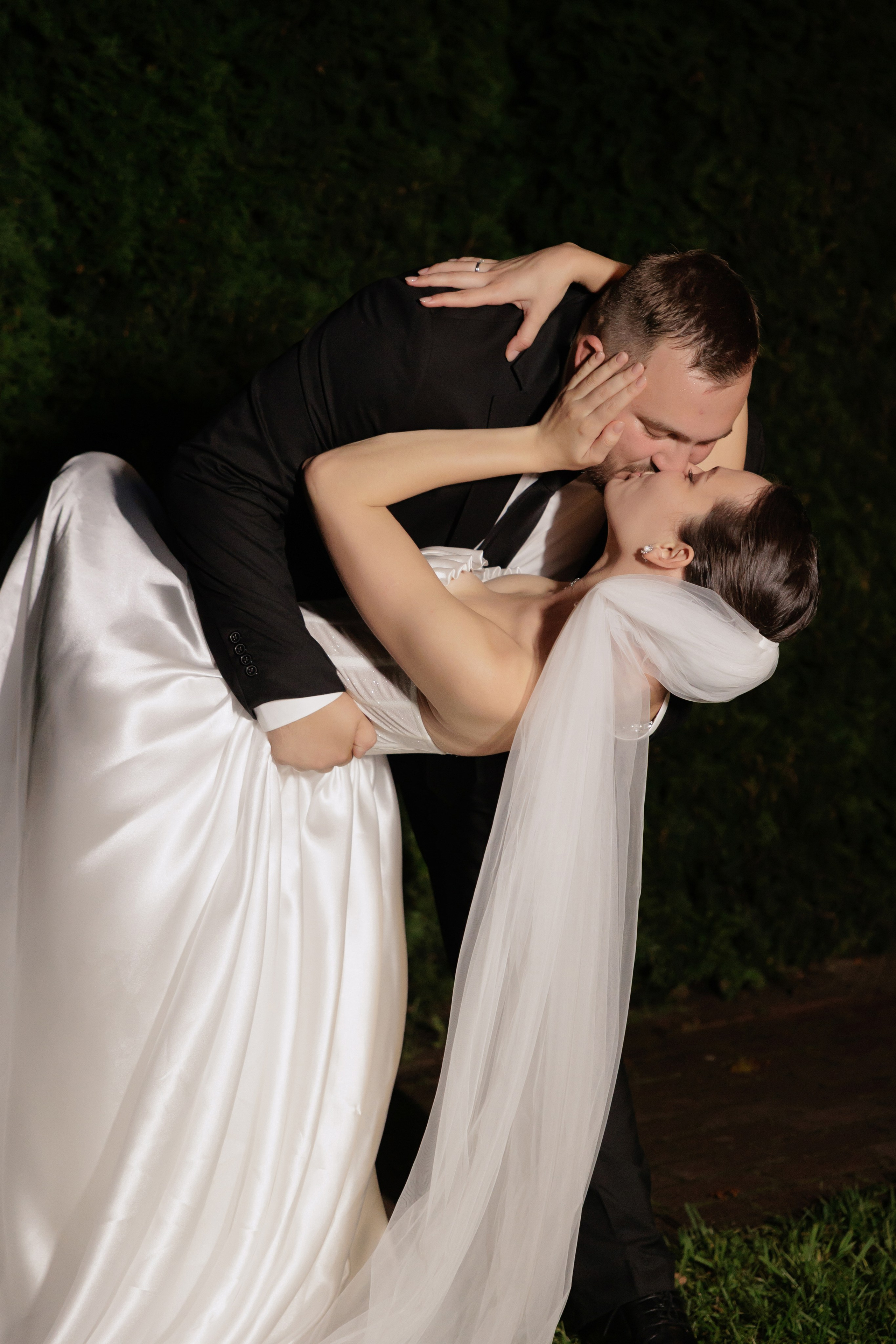 Ты рядом со мной, и это — самый чистый кайф! ♥. Свадебный фотограф Калининград