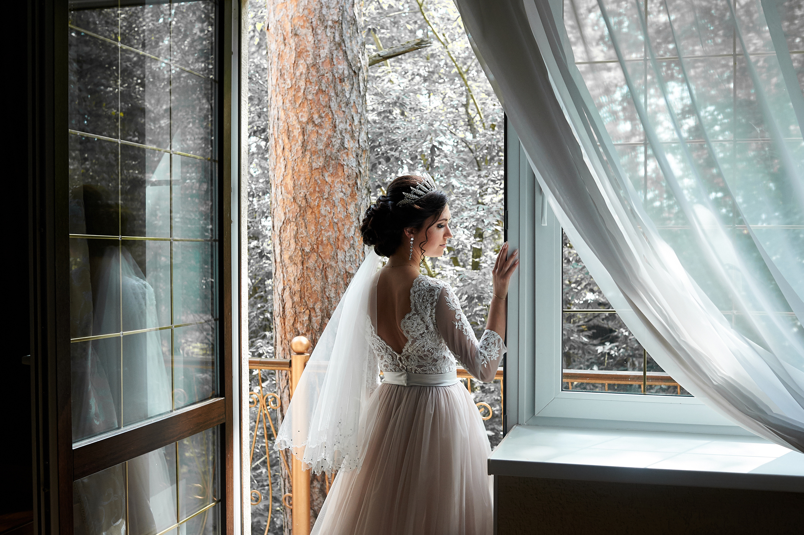 Свадебная фотосессия в дендрарии города Дзержинск