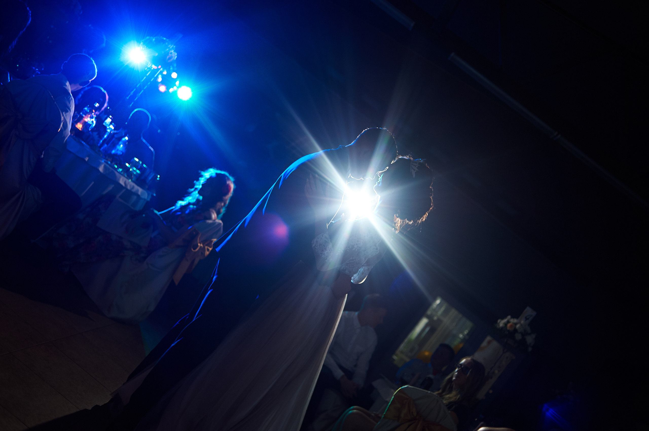 Свадебная фотосессия в дендрарии города Дзержинск