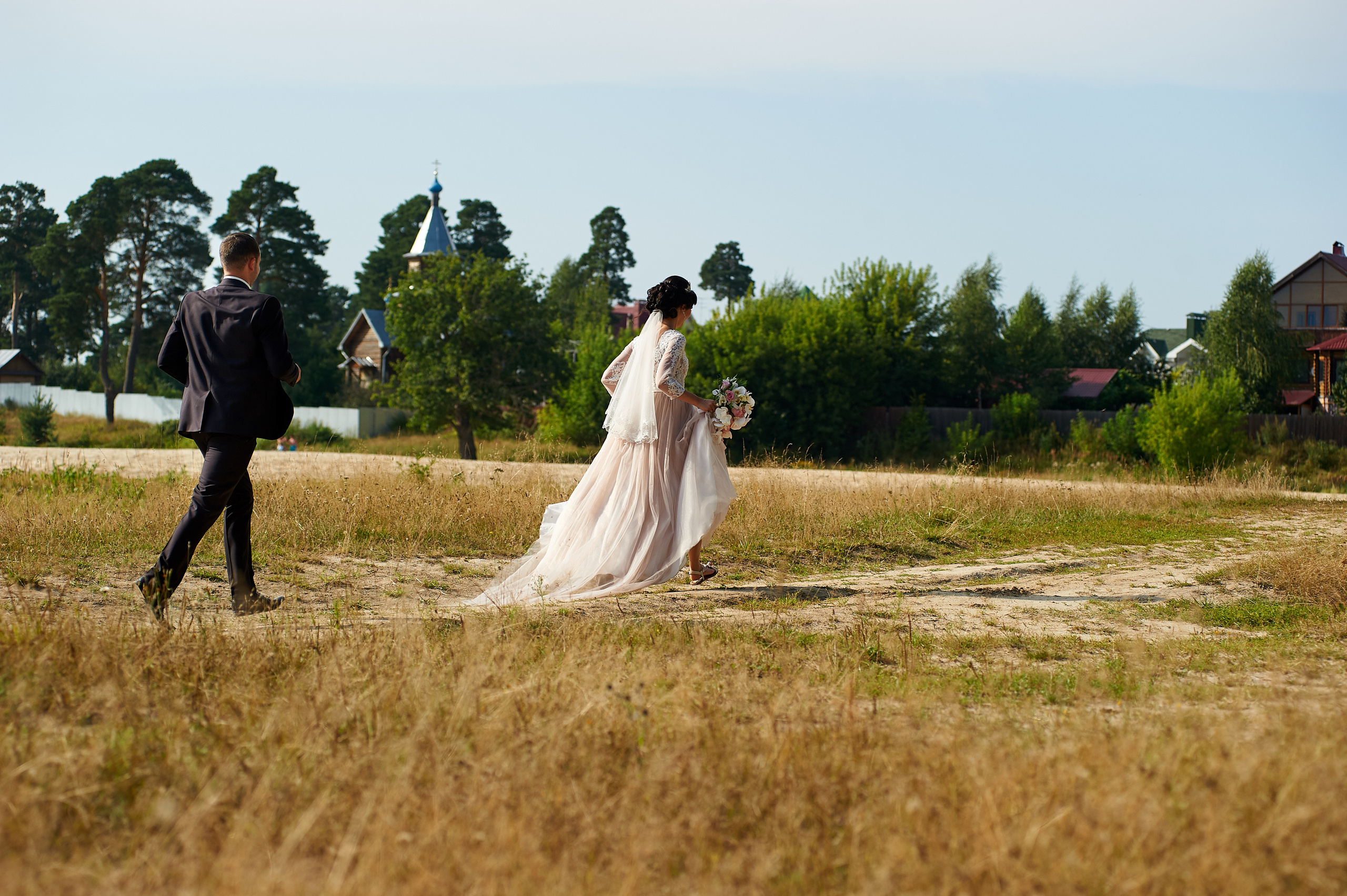 Свадебная фотосессия в дендрарии города Дзержинск