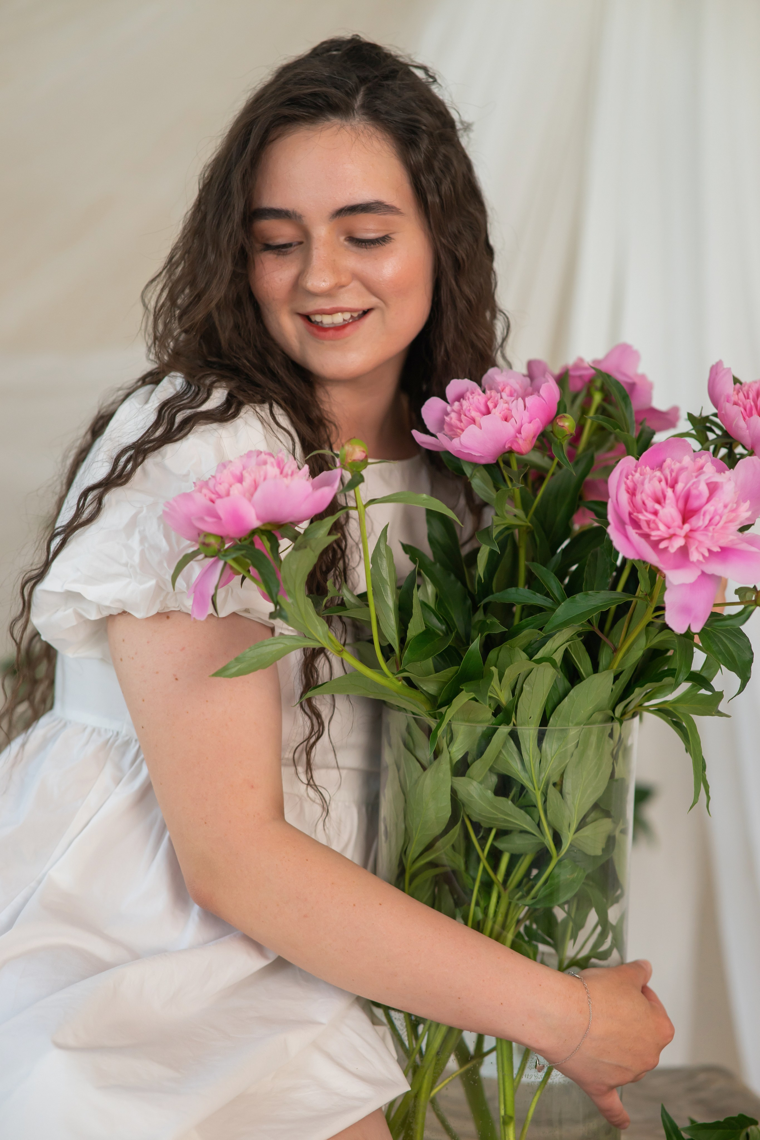 Фотосессия с пионами. Фотограф и Видеограф Алексей Удовиков