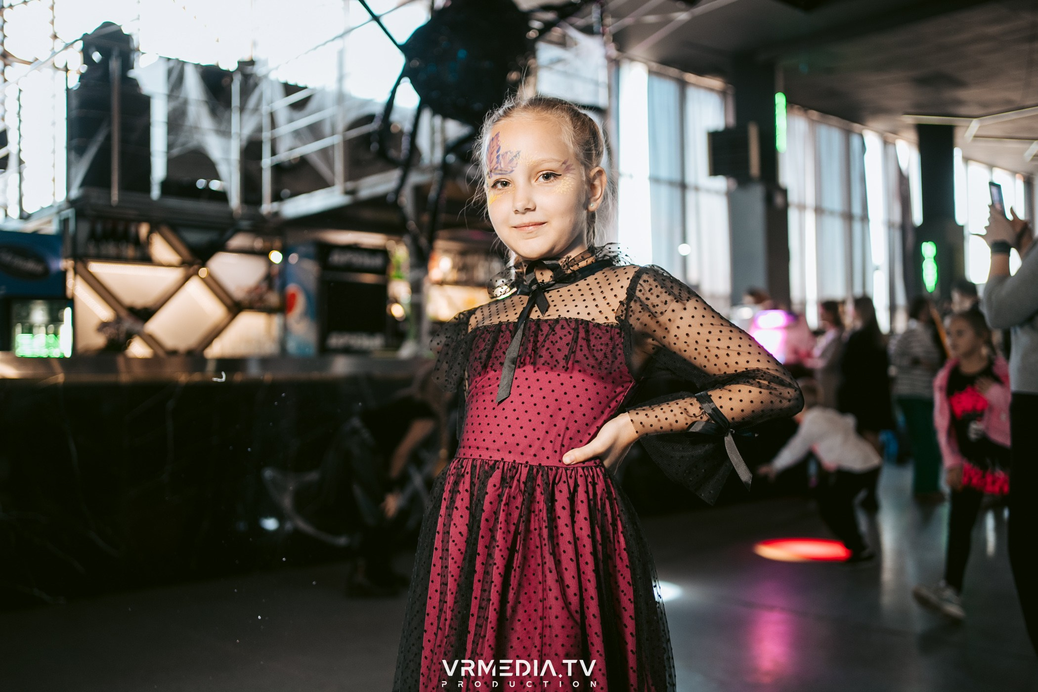 Baby time в баре «Друзья»