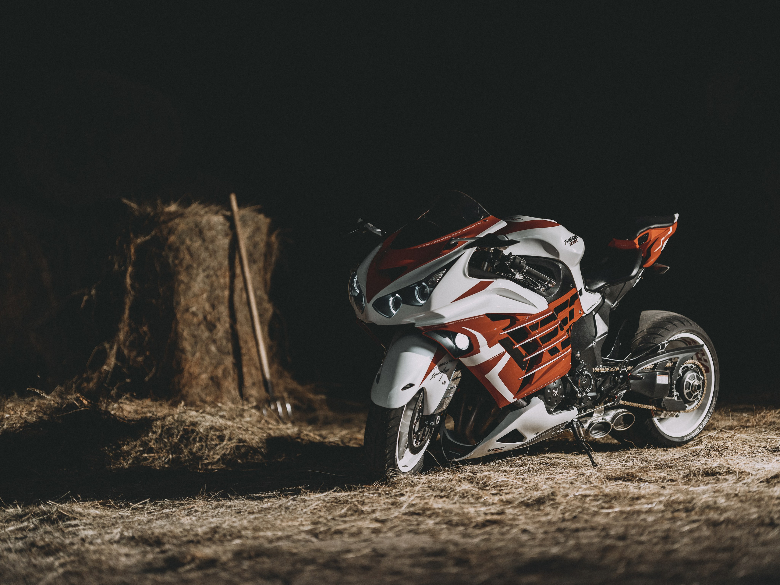 Уникальный экземпляр мотоцикла для для частной коллекции. Фотограф Олег Сотник