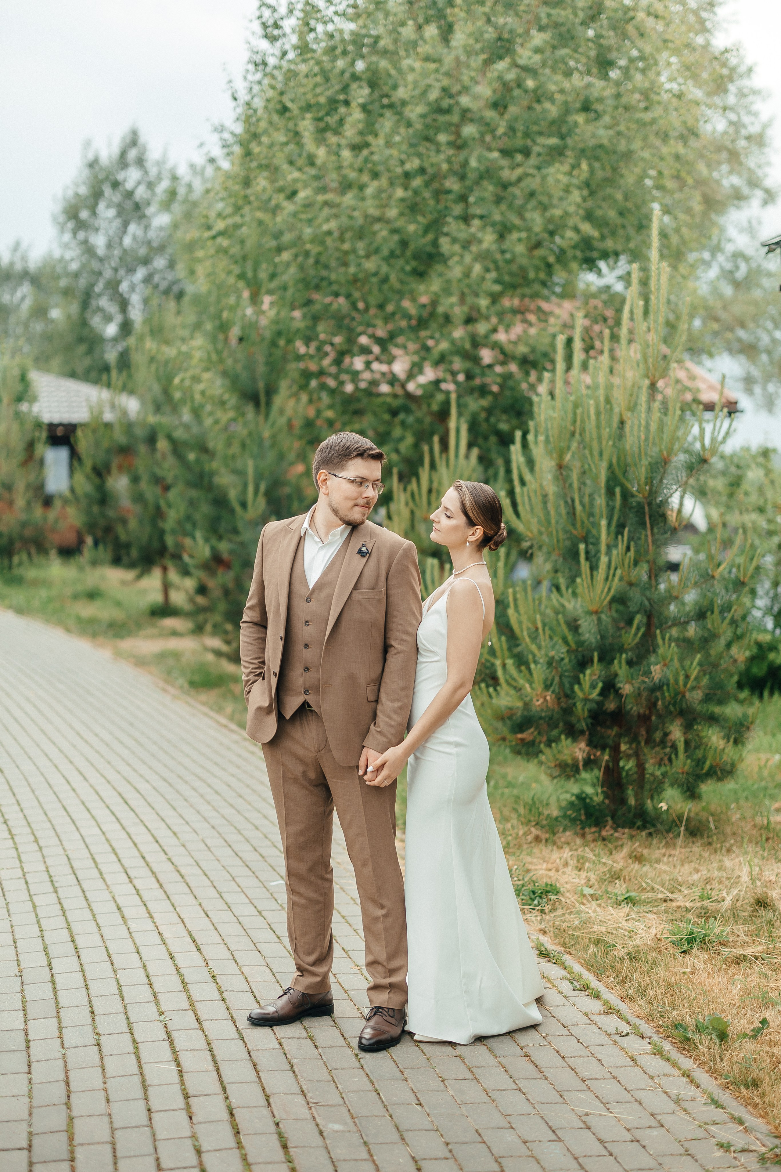 Белая арка. Александр Антонов. Профессиональный свадебный, репортажный фотограф в Москве, Подольске. Фото+Видео на любой праздник