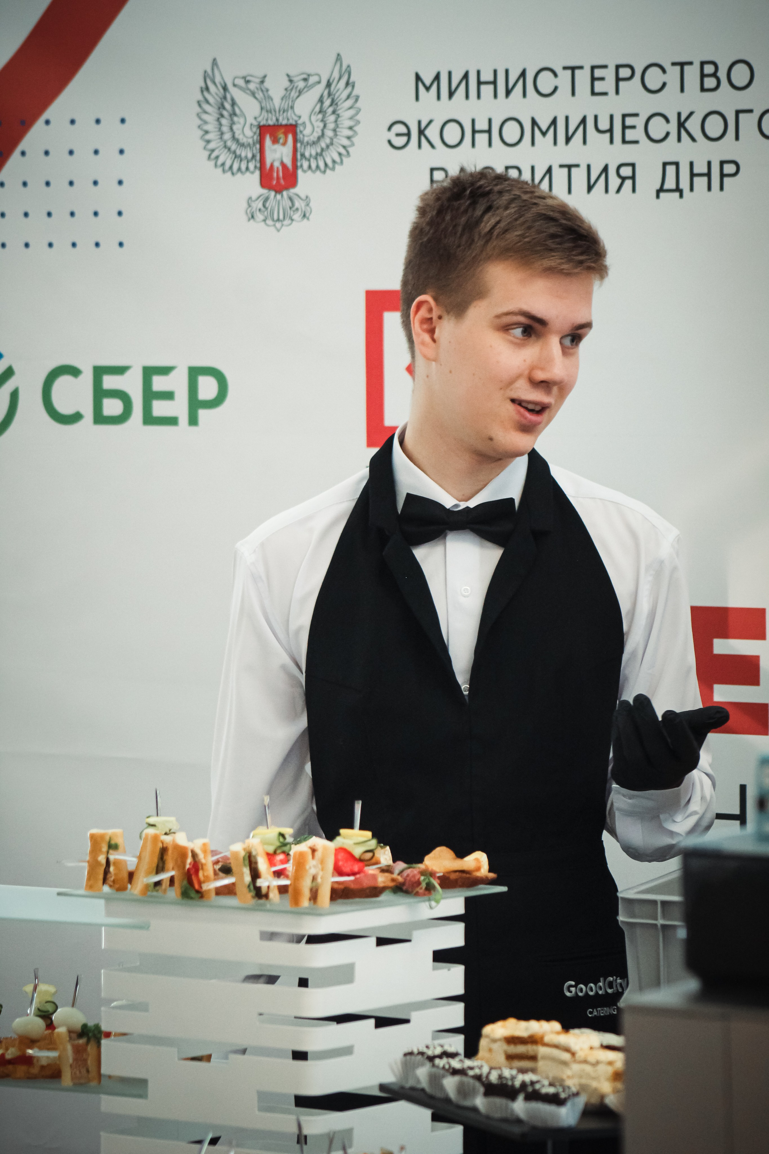 Сбер. Бизнес-завтрак. Илья Чемис — Фотограф в Мариуполе