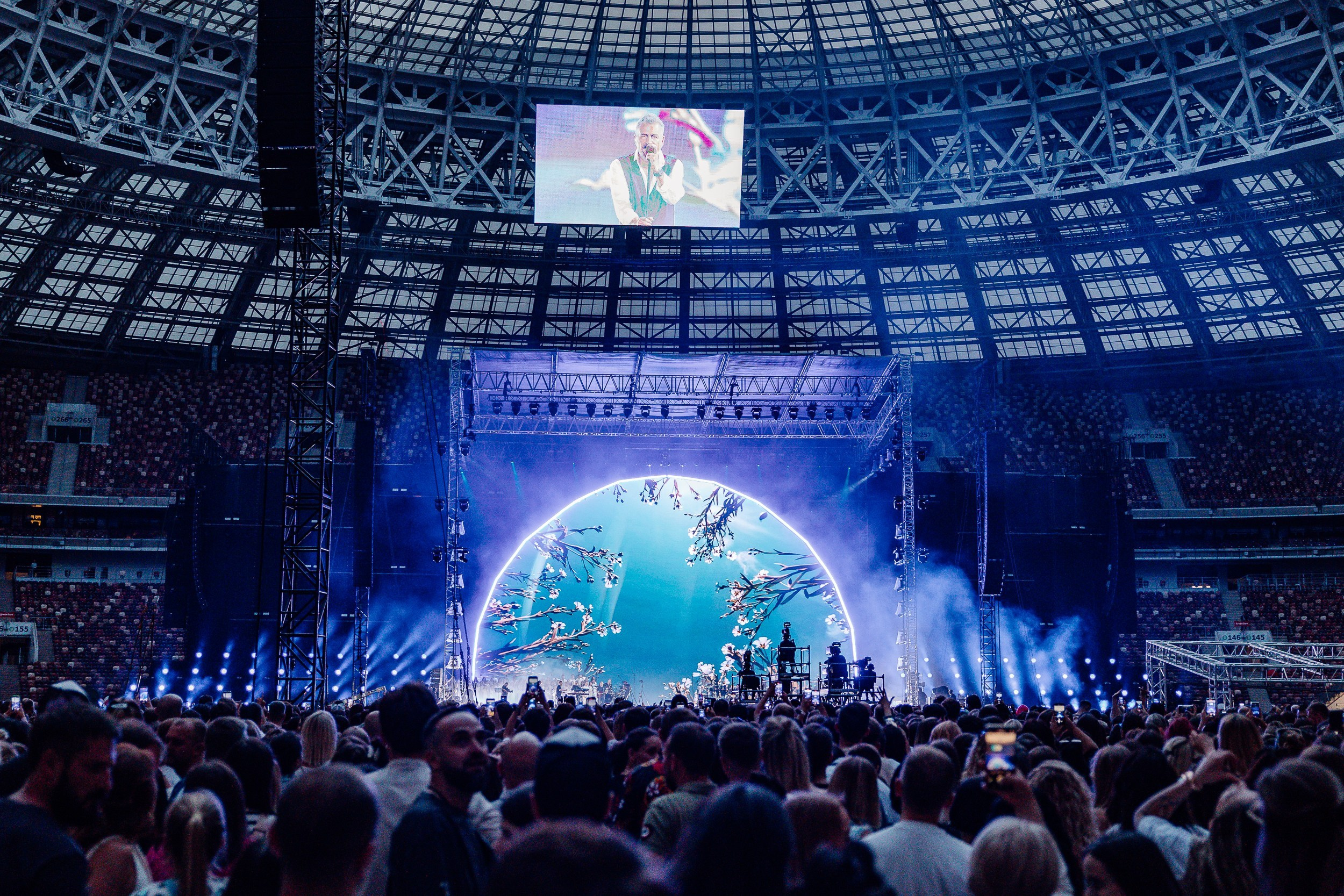 LEONID AGUTIN | MOSCOW | 2024. OOPS TEAM