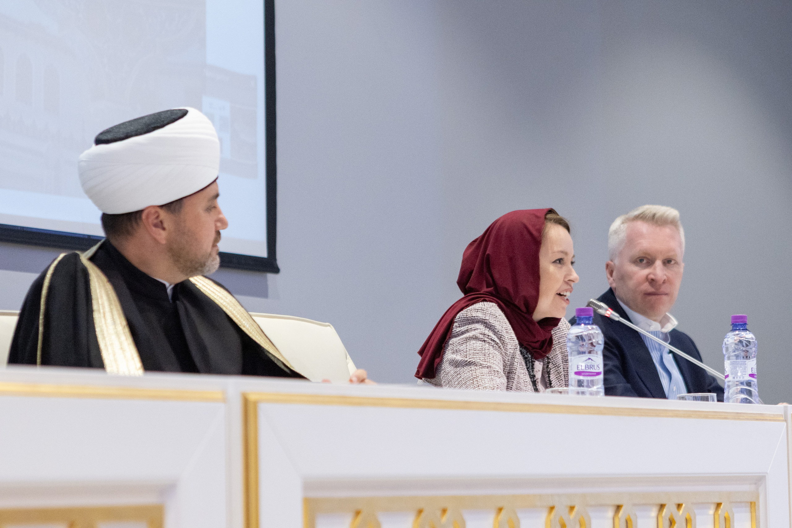 Репортаж с презентации книги — «Москва: город вязевый». Рекламный, предметный, репортажный, семейный фотограф и художник в Москве