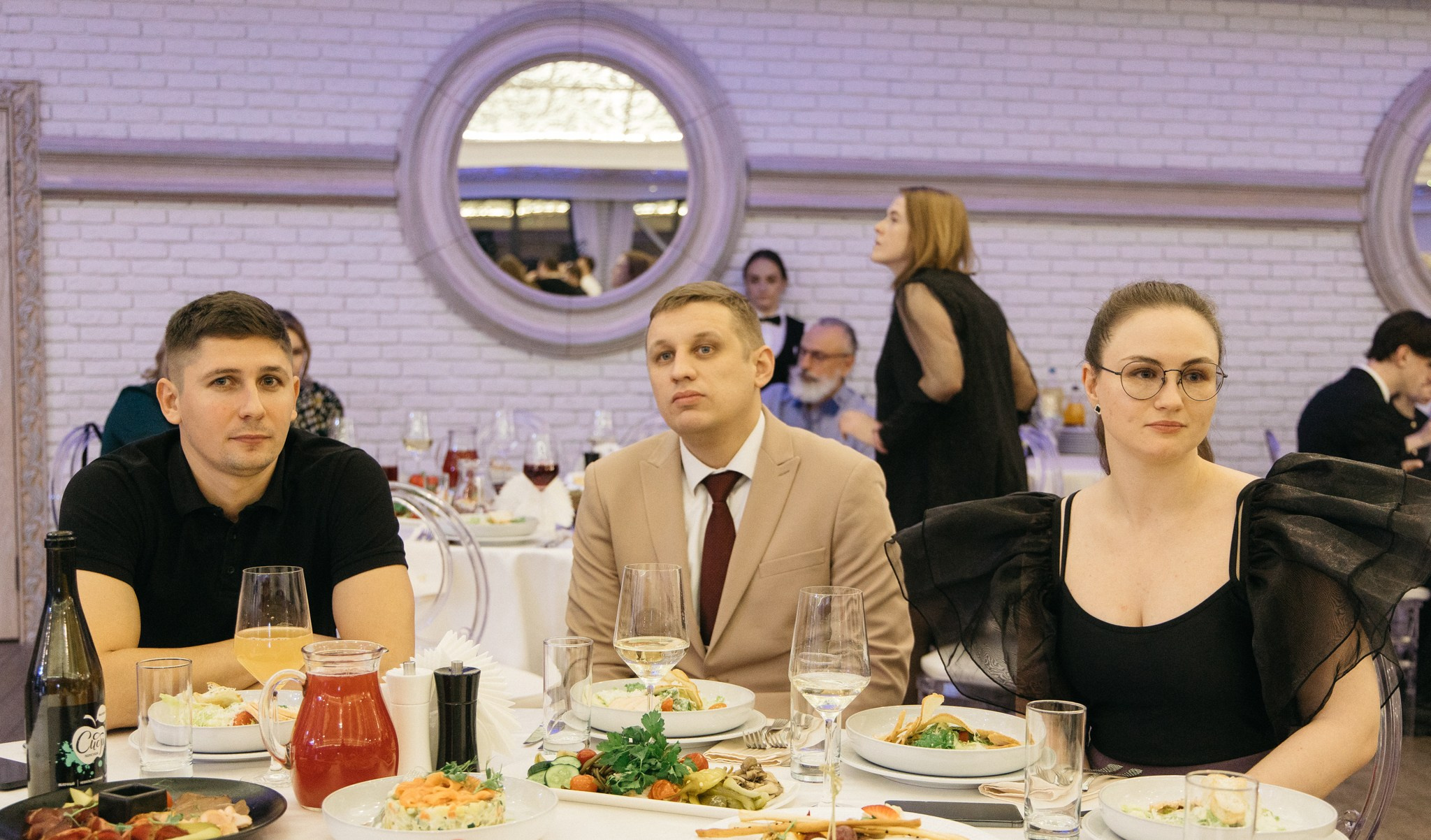 Интрополис. Артём Бачурин — свадебный фотограф Воронеж