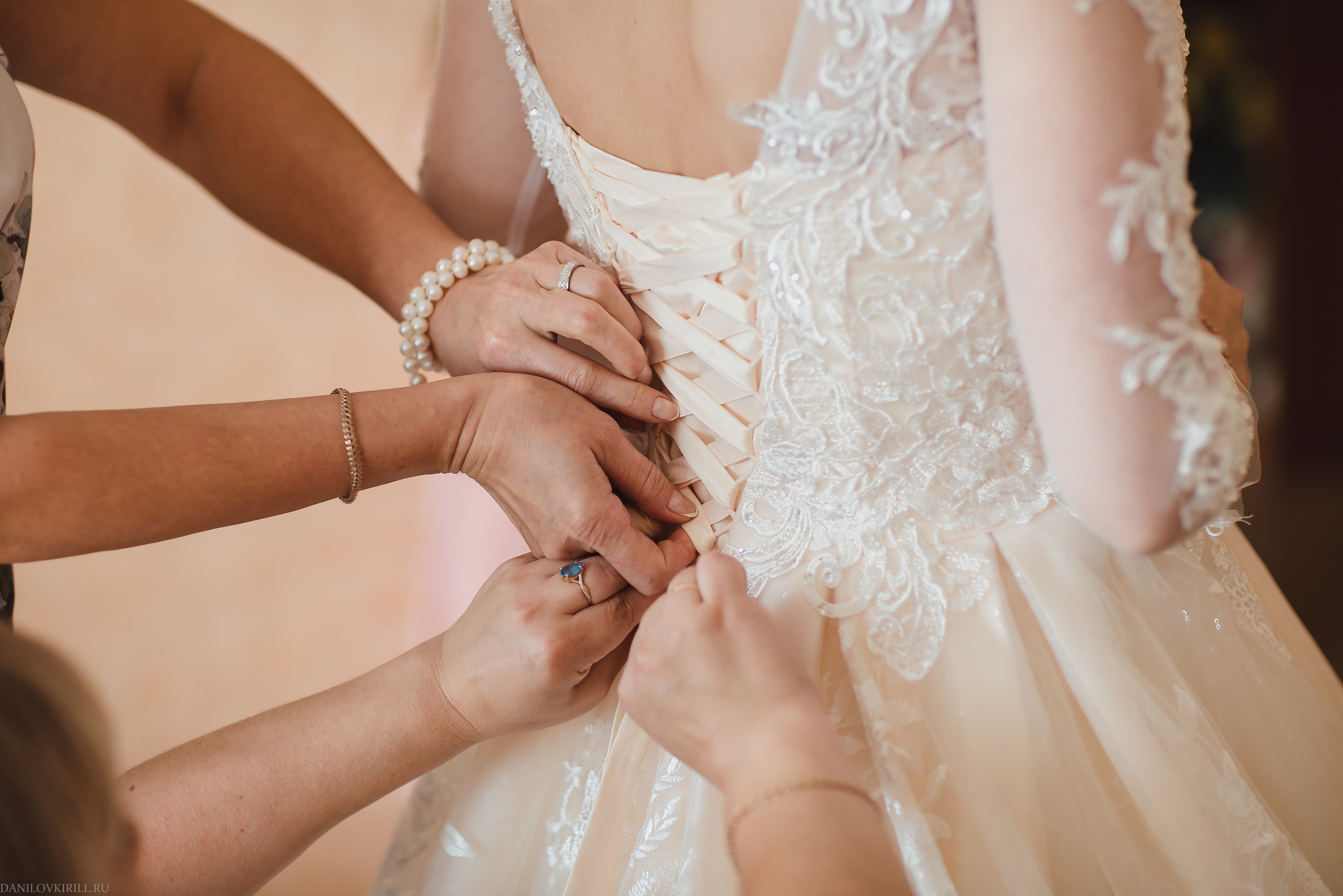 Alex & Irina. Wedding photographer in California