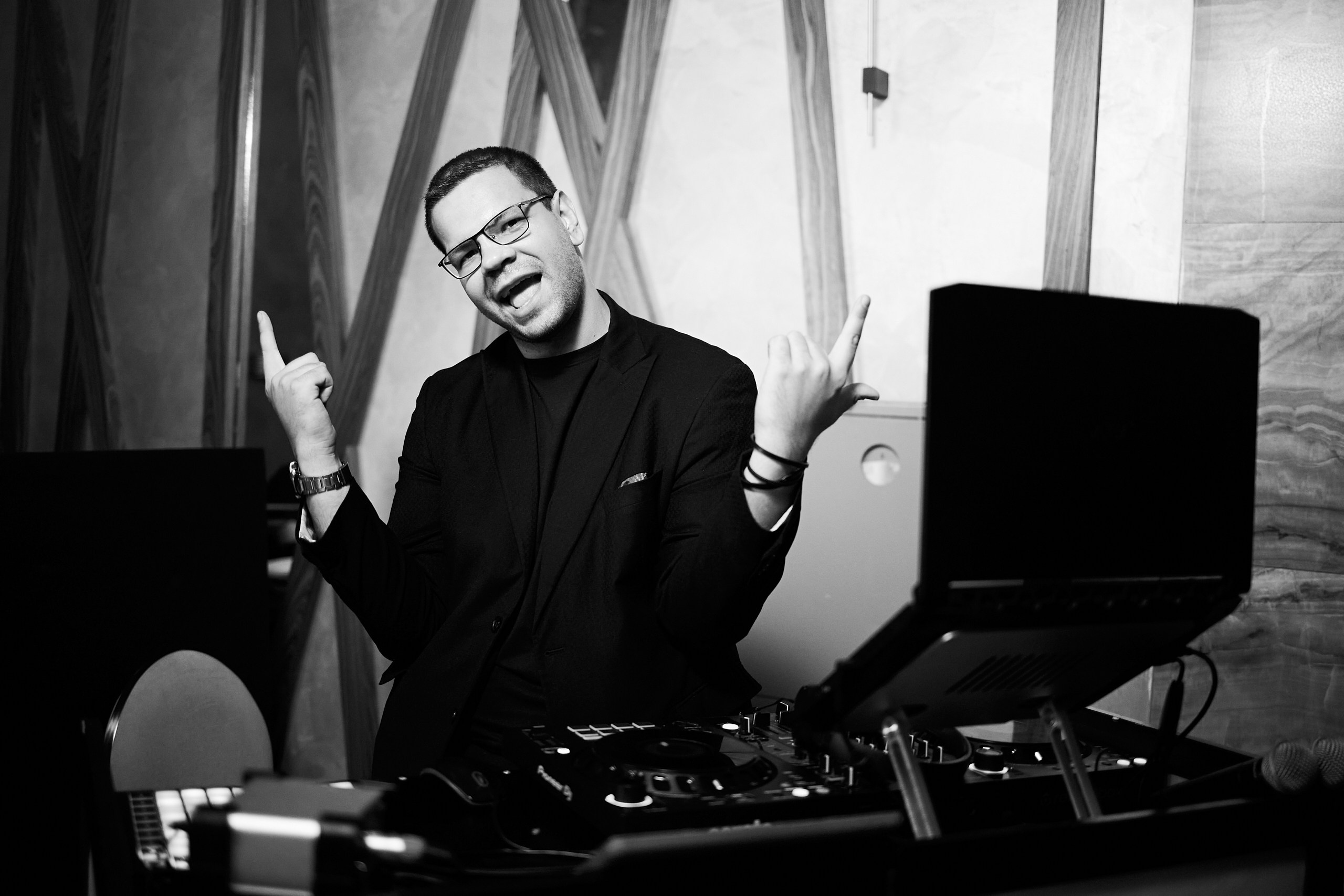 Янкель и Катя. Хороший репортажный и промышленный фотограф в Казани Алексей Щелконогов