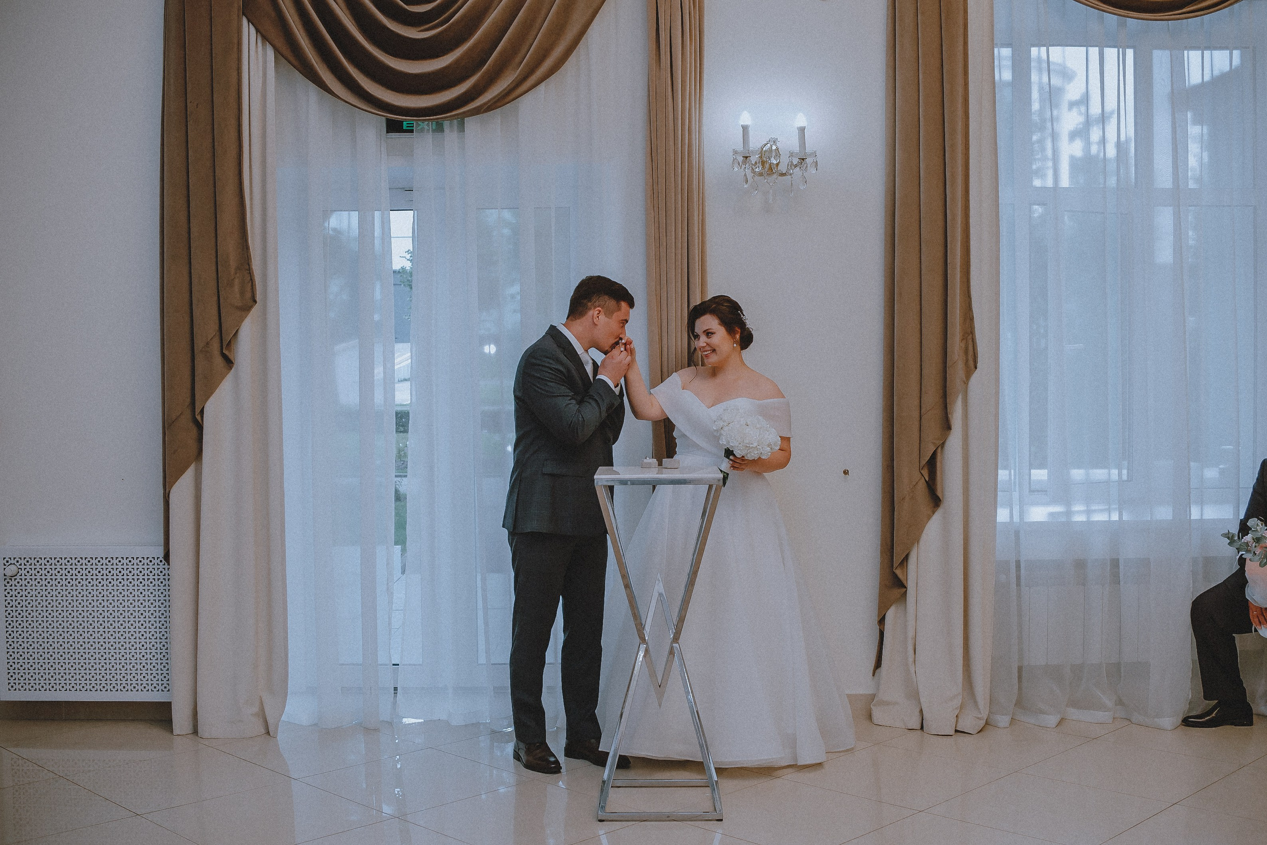 Love.com: Главная страница нашего счастья. Свадебный и семейный фотограф в Москве Сажина Кристина КиМ. Свадебный оператор в Москве Сажин Максим