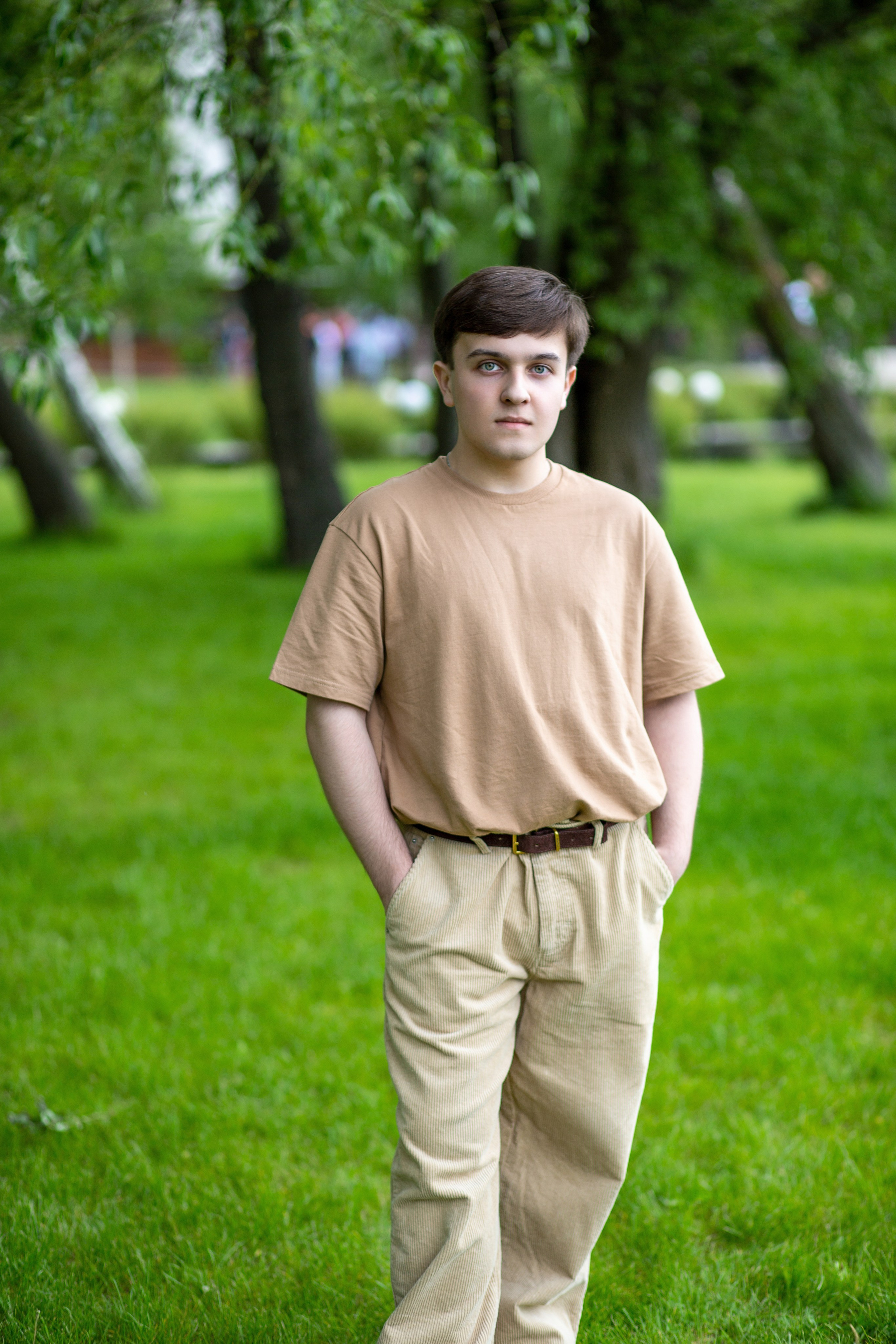 Портреты старшая школа (фоны, школа, улица). Выпускные альбомы Воронеж от Веры Соколовой