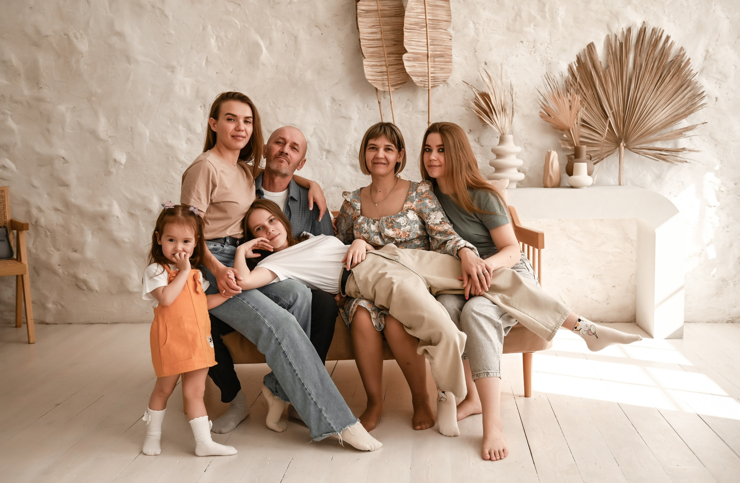 Семейная студийная  фотосессия 2. Свадебный, семейный, детский, контент фотограф в Омске Максим Ильин