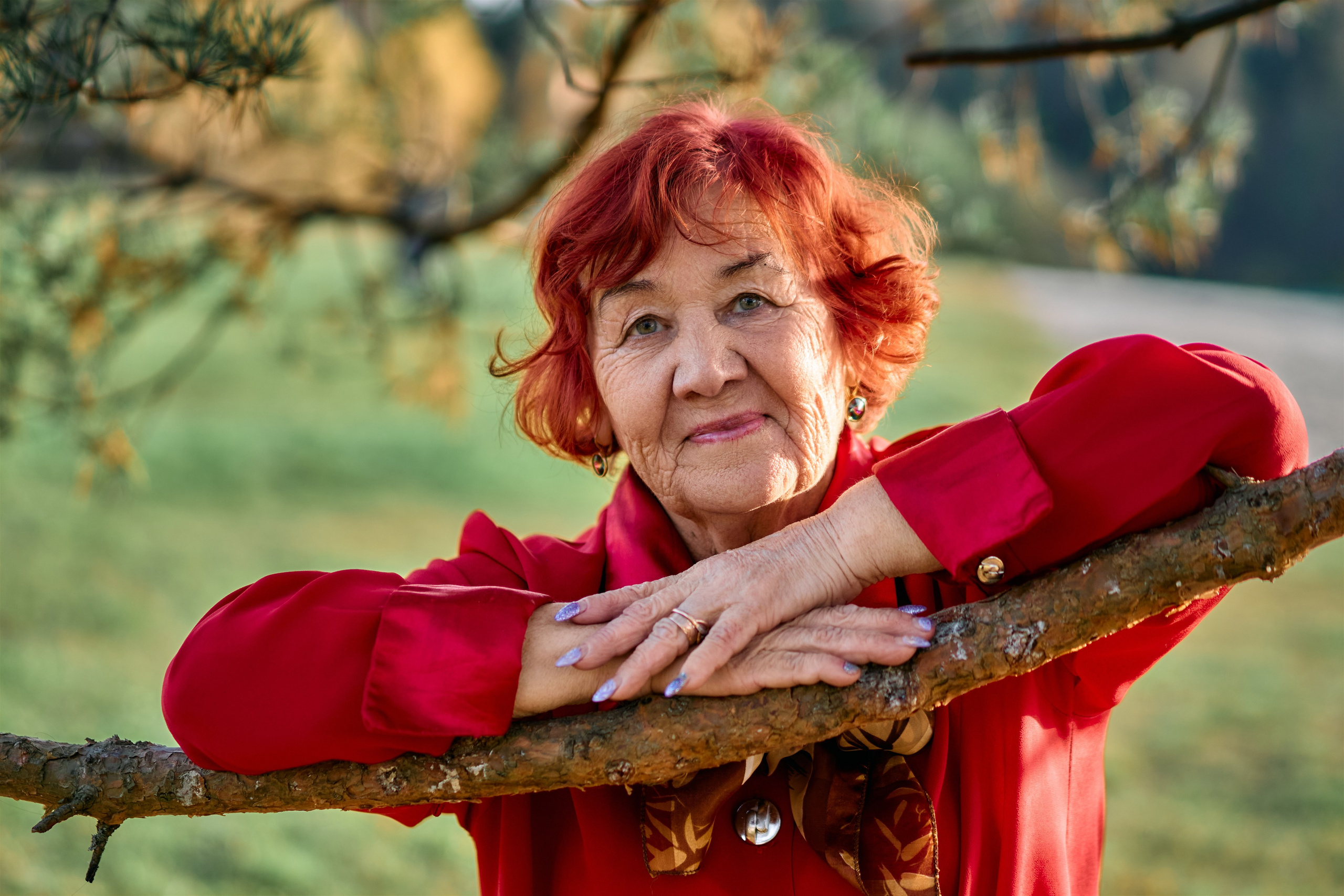 Фотосессия «Осенний вернисаж» для участников любительского объединения людей старшего поколения " Общение 55+». Фотограф Виталий Сид: профессиональная фотосъемка, обучение и новости индустрии