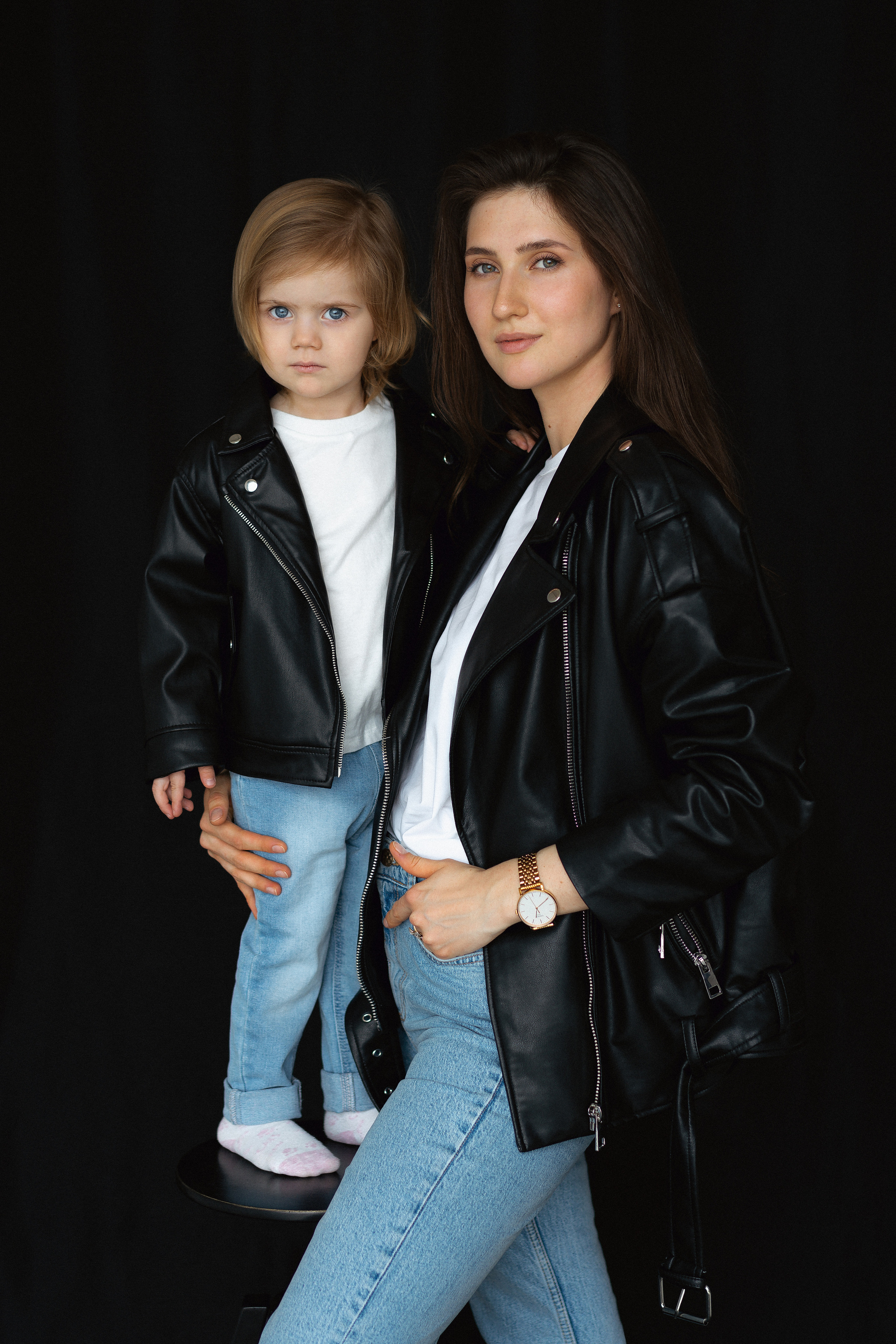 Алина и Алика. Портретный, семейный и свадебный фотограф в Курске Роман Сазонов