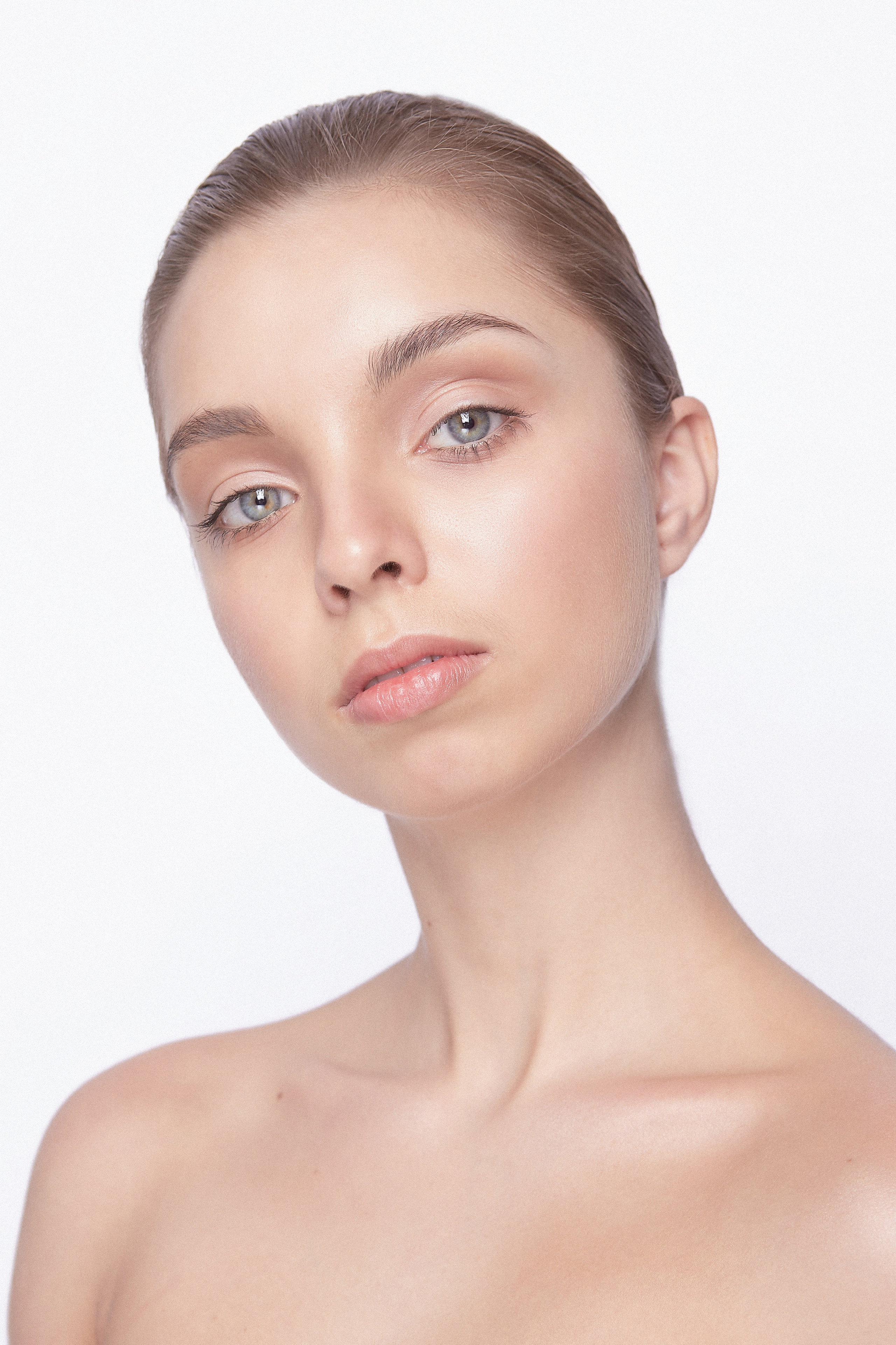 Реклама косметологии. Портретный, семейный и свадебный фотограф в Курске Роман Сазонов