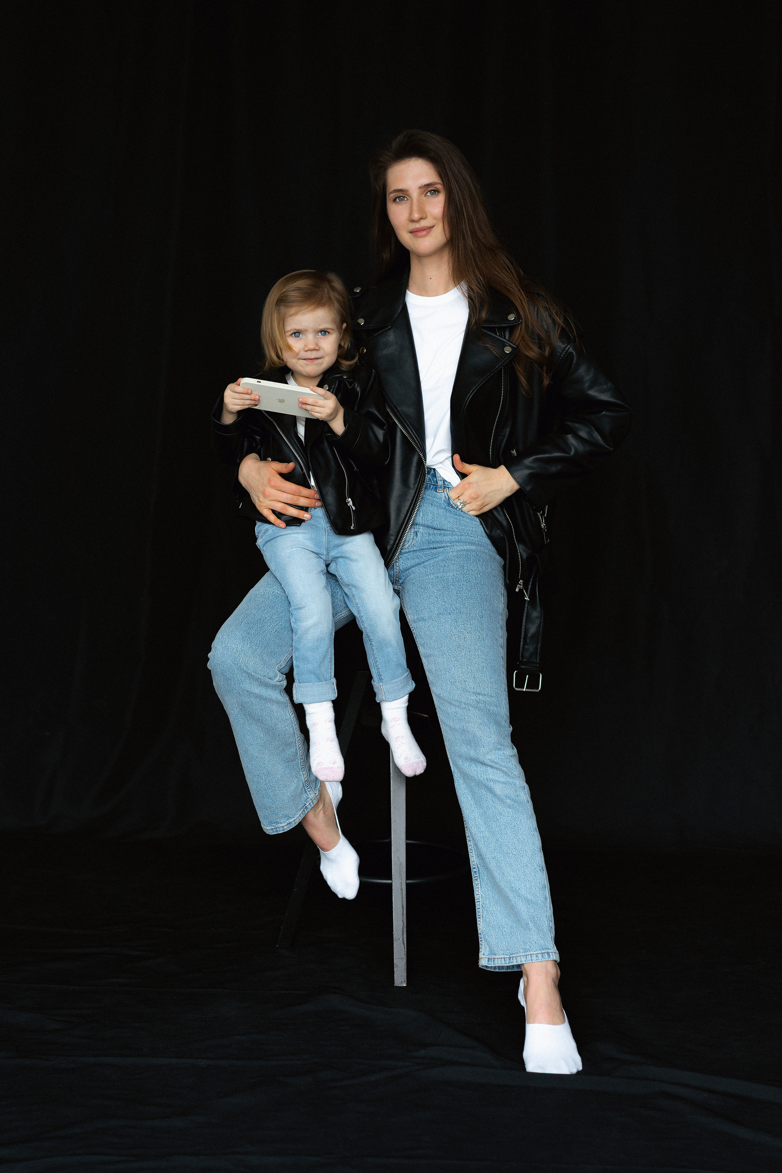 Алина и Алика. Портретный, семейный и свадебный фотограф в Курске Роман Сазонов