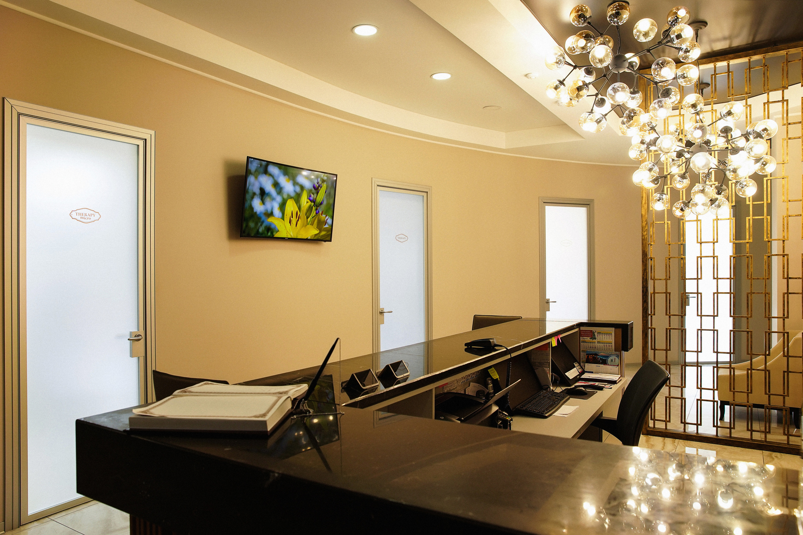 Интерьерная съёмка для стоматологической клиники TOP DENTAL STUDIO. Портретный, семейный и свадебный фотограф в Курске Роман Сазонов