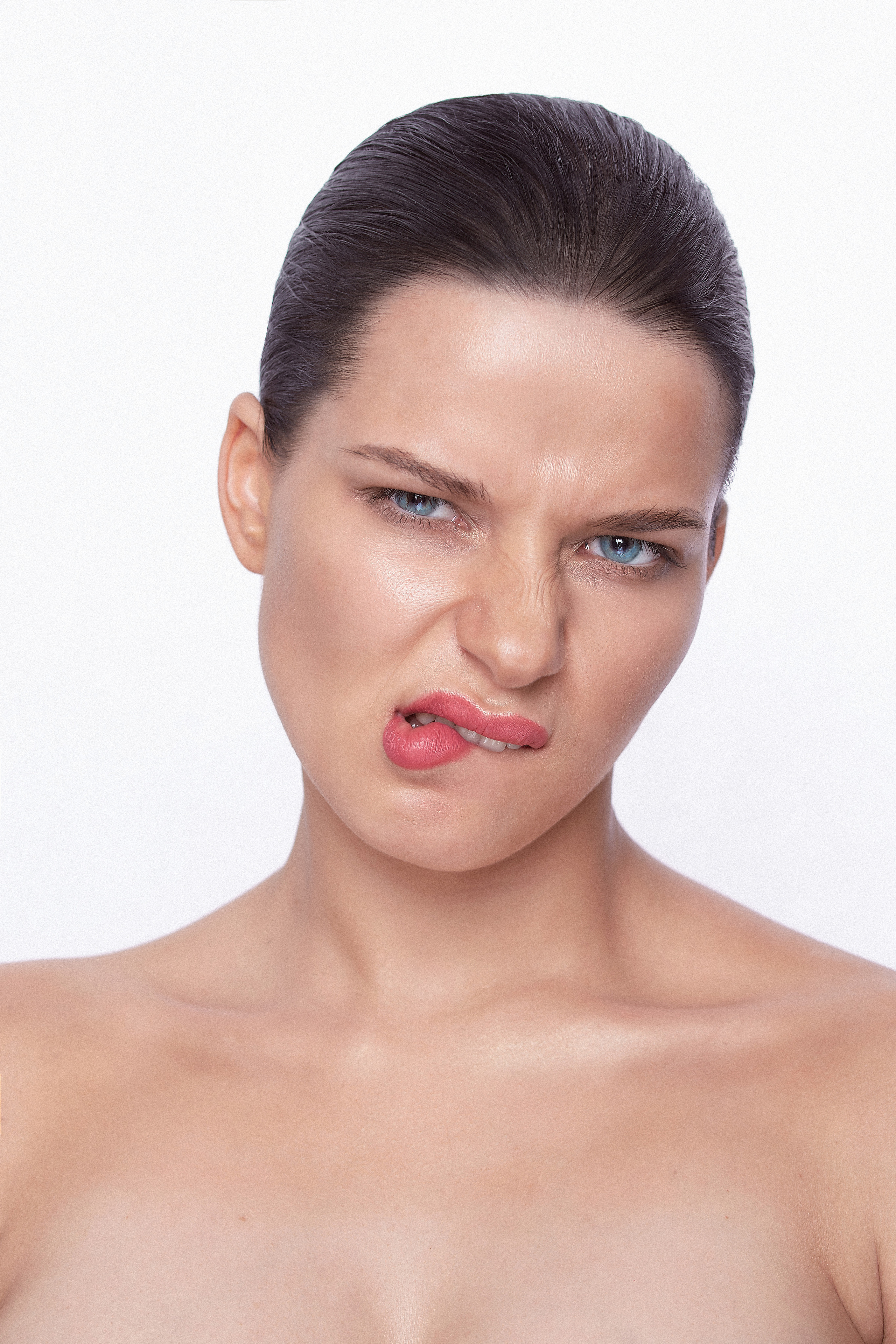 Реклама косметологии. Портретный, семейный и свадебный фотограф в Курске Роман Сазонов