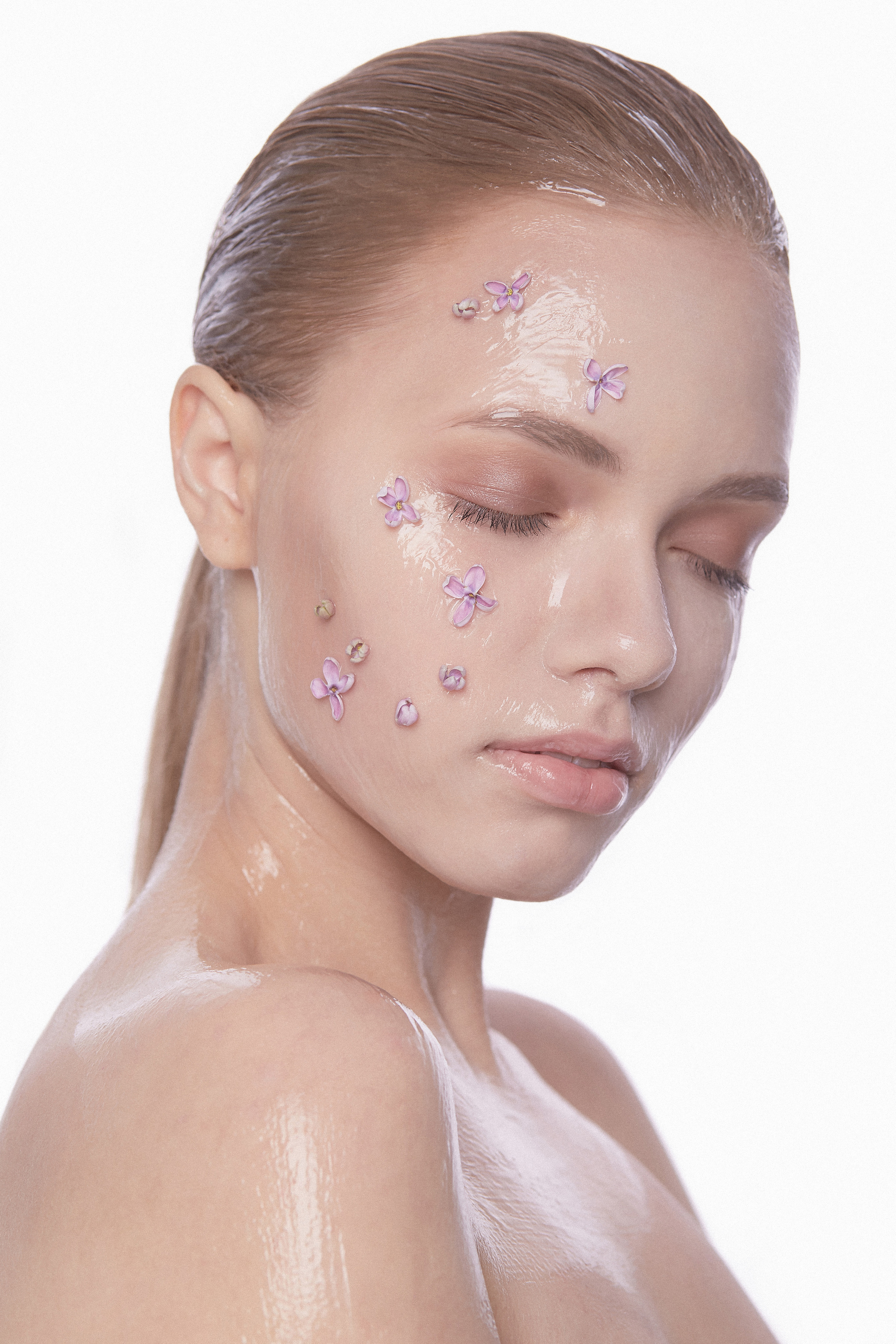 Реклама косметологии. Портретный, семейный и свадебный фотограф в Курске Роман Сазонов