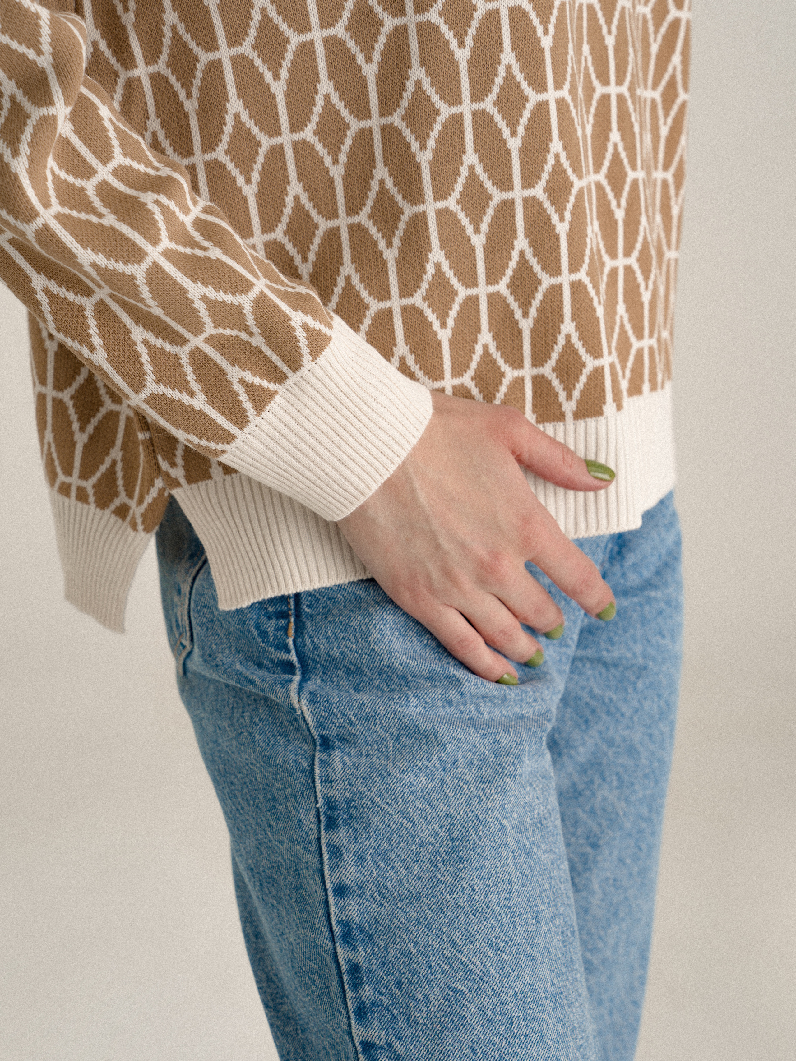 Рекламная съёмка коллекции одежды для Wildberries. Портретный, семейный и свадебный фотограф в Курске Роман Сазонов