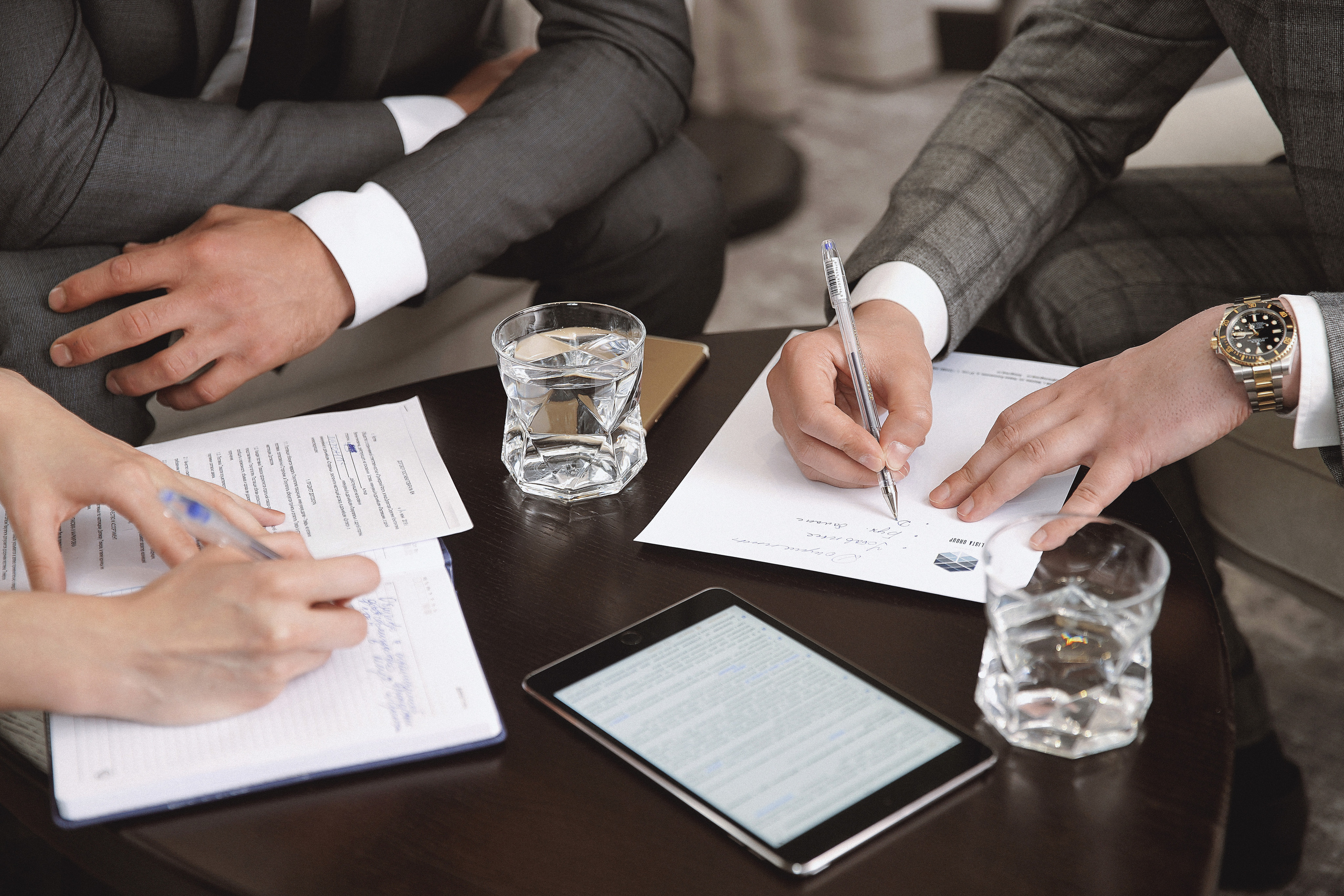 Р е к л а м а. Портретный, семейный и свадебный фотограф в Курске Роман Сазонов