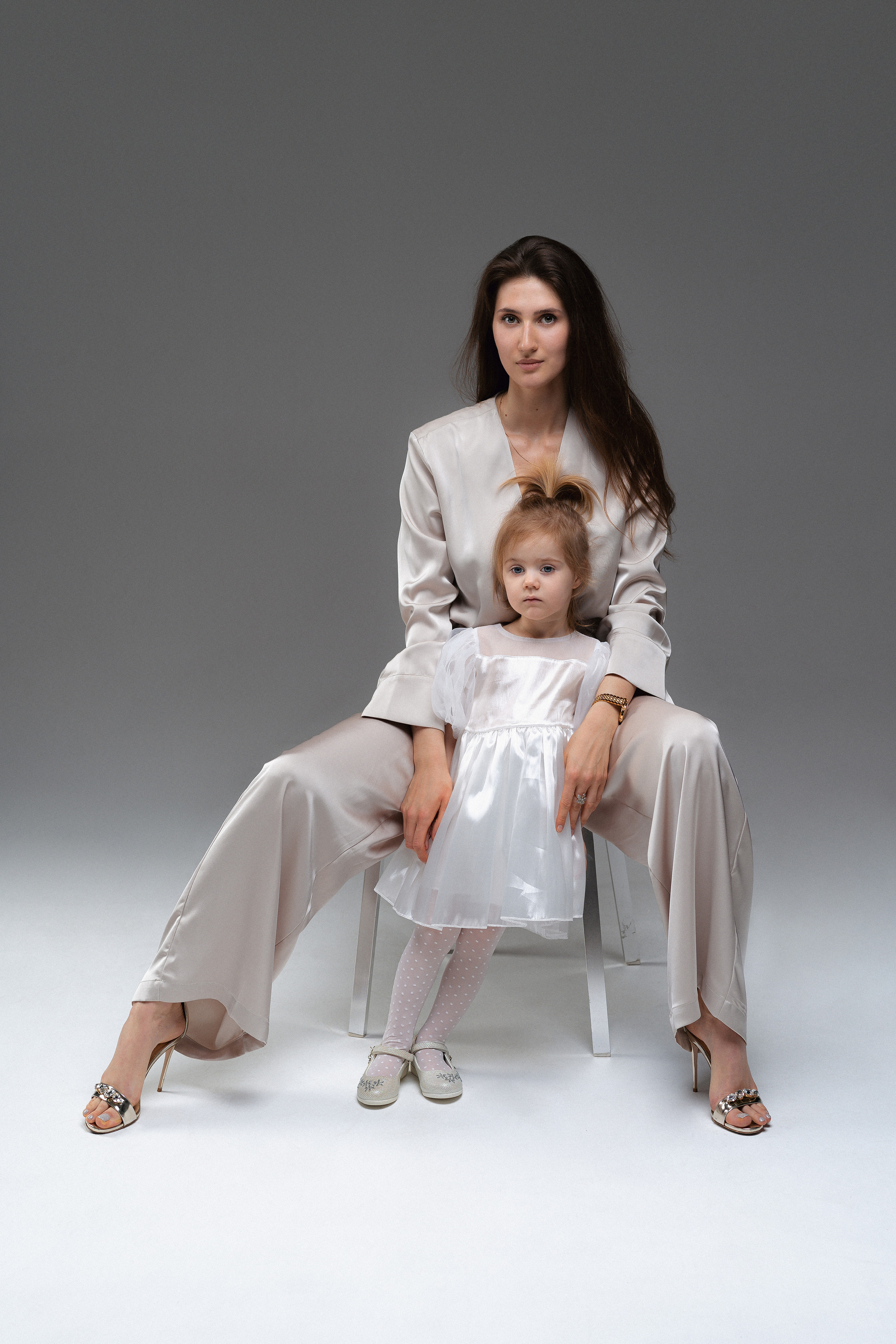 Алина и Алика. Портретный, семейный и свадебный фотограф в Курске Роман Сазонов