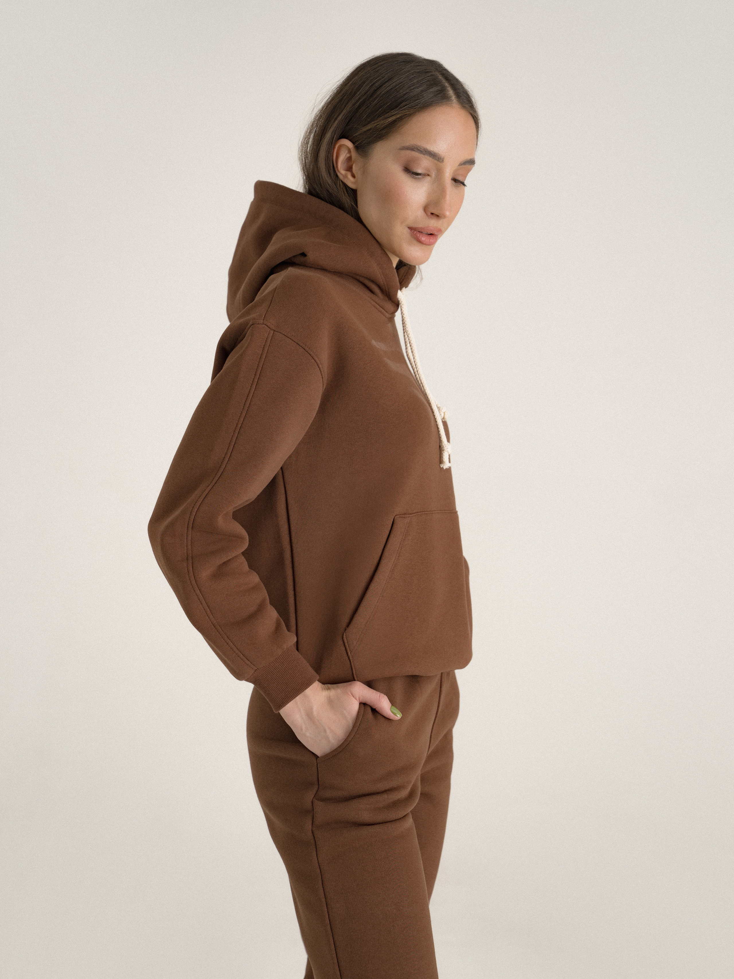 Рекламная съёмка коллекции одежды для Wildberries. Портретный, семейный и свадебный фотограф в Курске Роман Сазонов