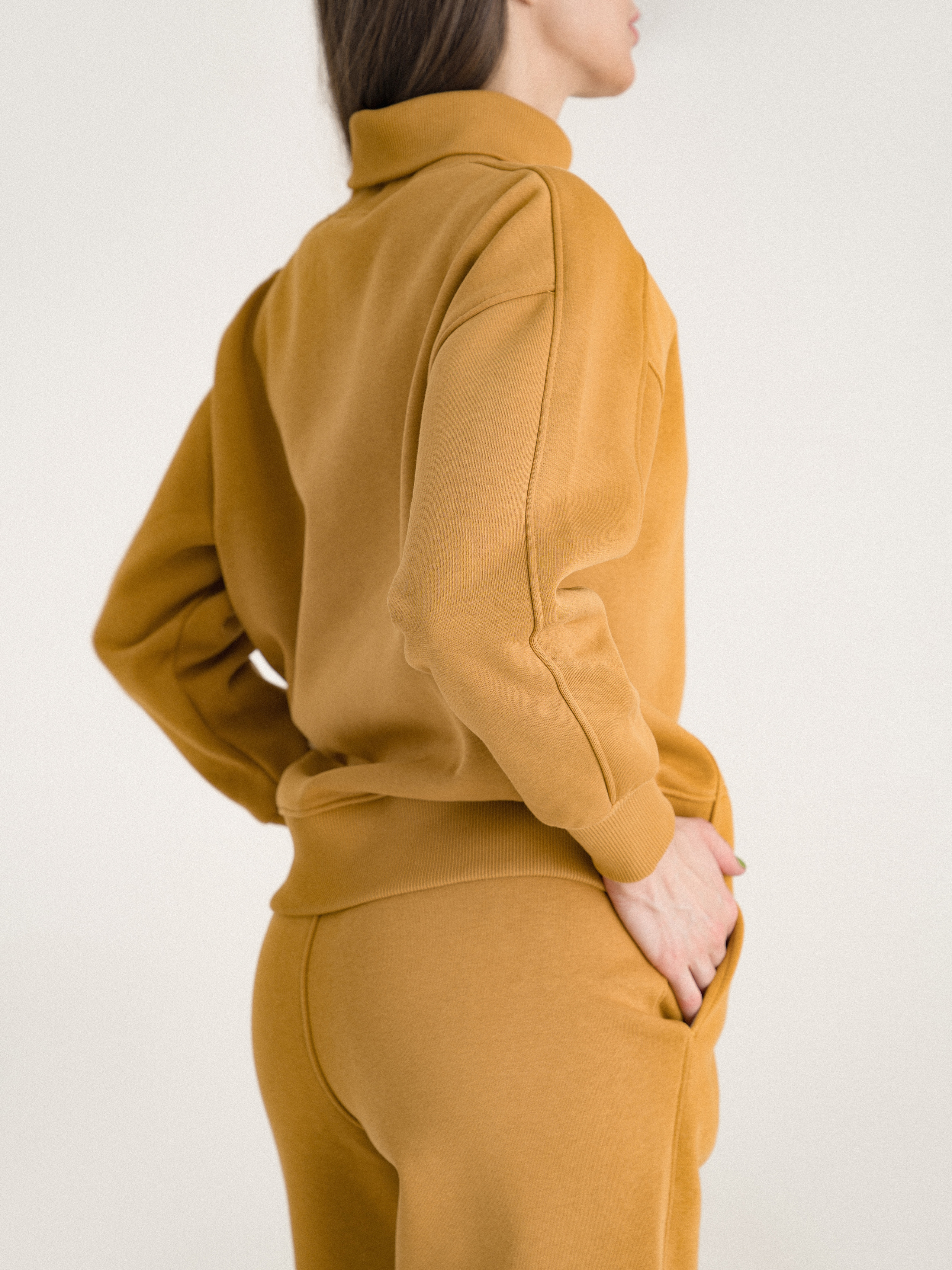 Рекламная съёмка коллекции одежды для Wildberries. Портретный, семейный и свадебный фотограф в Курске Роман Сазонов