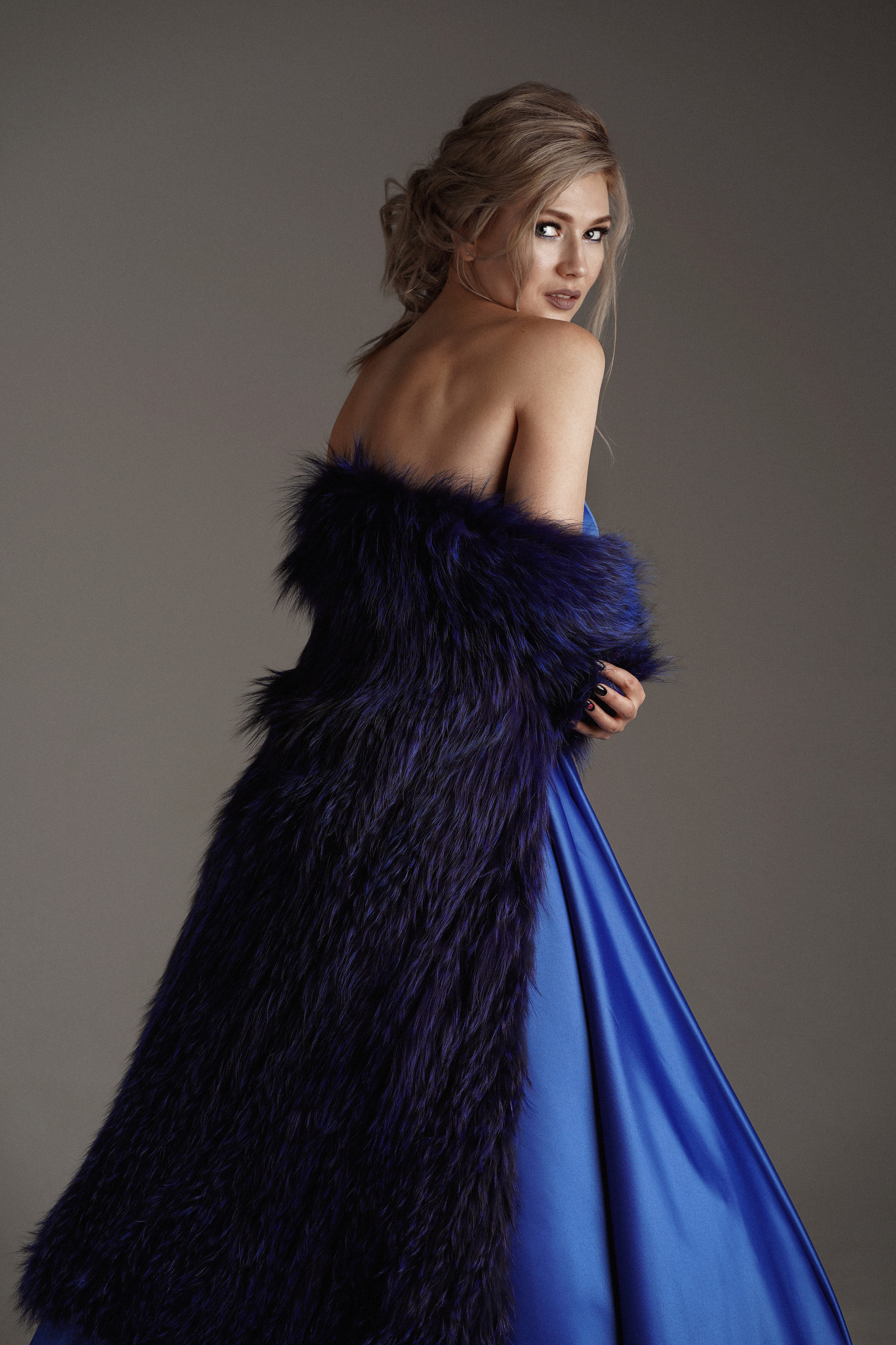 Съёмка для обложки журнала MALINA pro. Портретный, семейный и свадебный фотограф в Курске Роман Сазонов