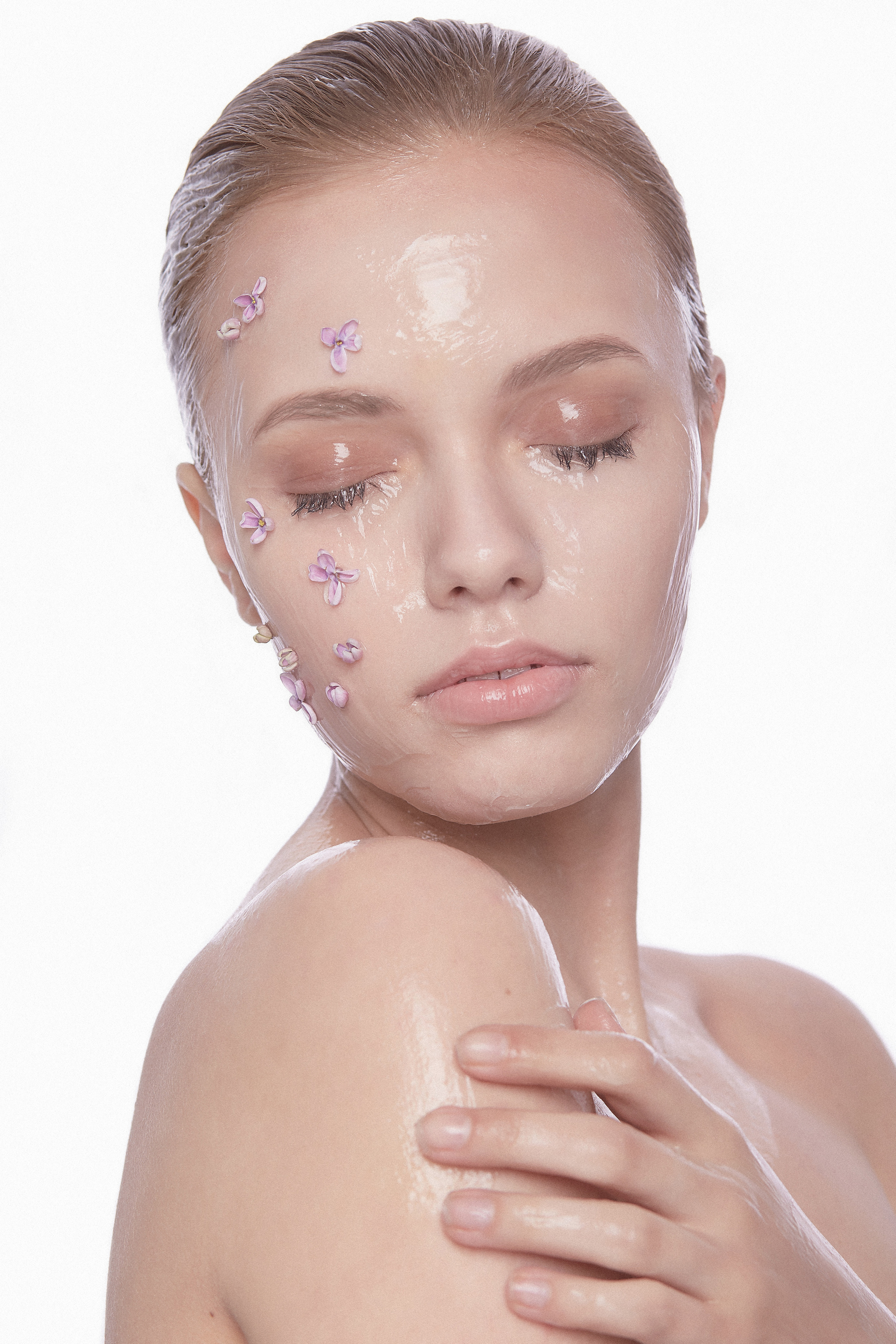 Реклама косметологии. Портретный, семейный и свадебный фотограф в Курске Роман Сазонов