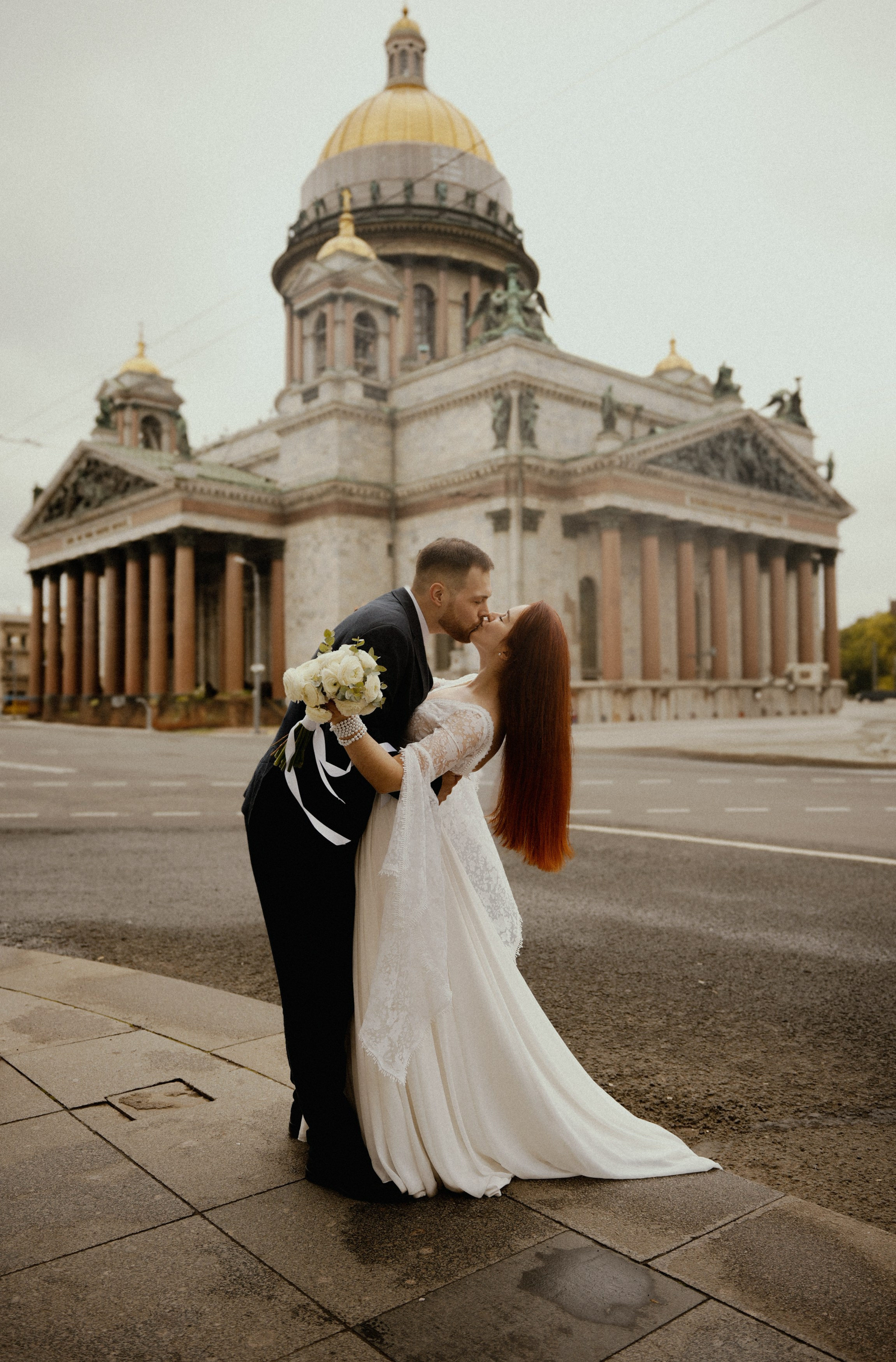 Свадебная фотосессия в Санкт-Петербурге. Дворец Бракосочетания №1. ДБ1. Исаакиевский собор. Фотосессия в студии.