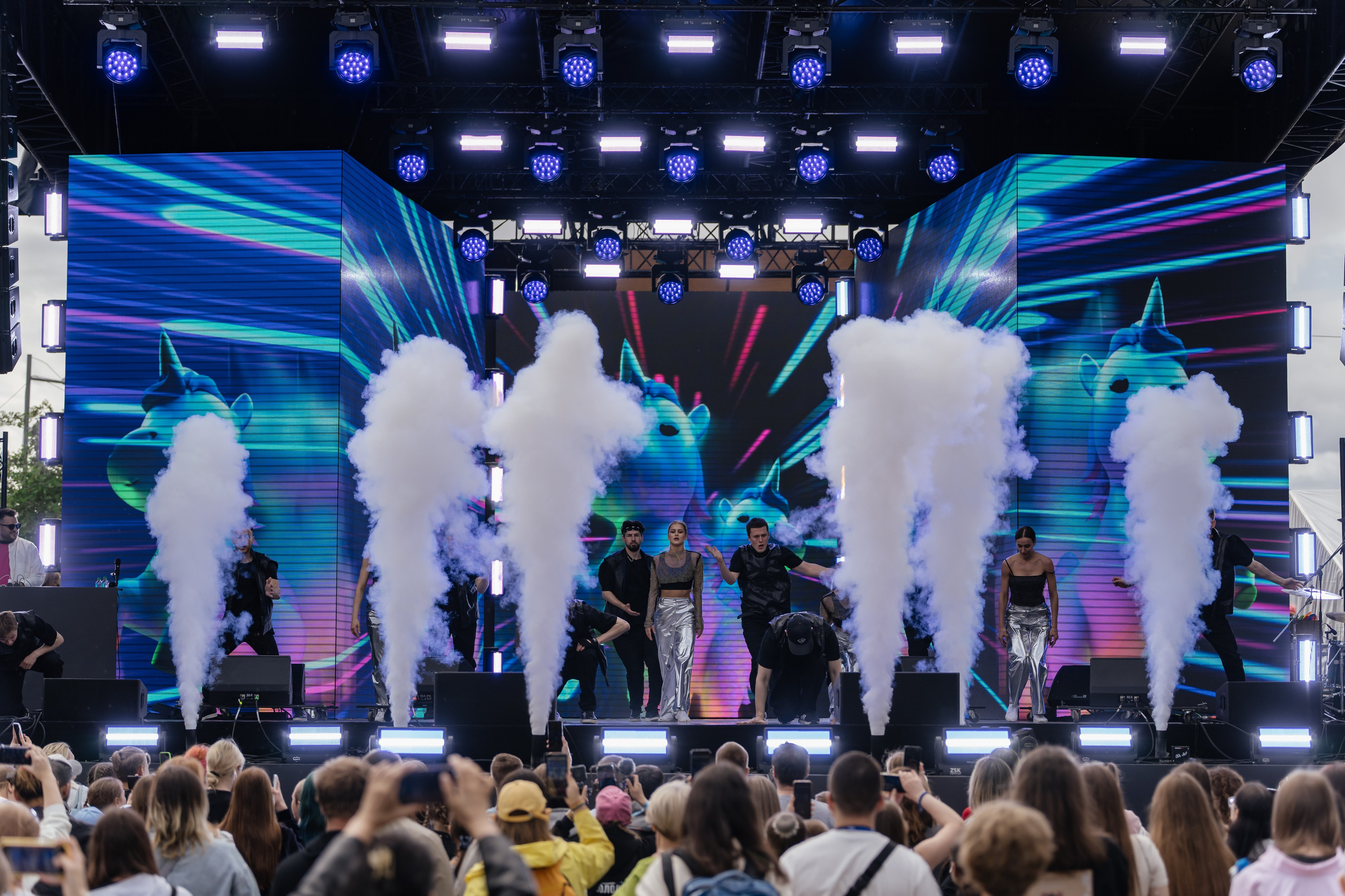 VK FEST Инфлюенсеры. Андрей Сухинин репортажный свадебный фотограф Санкт-Петербург