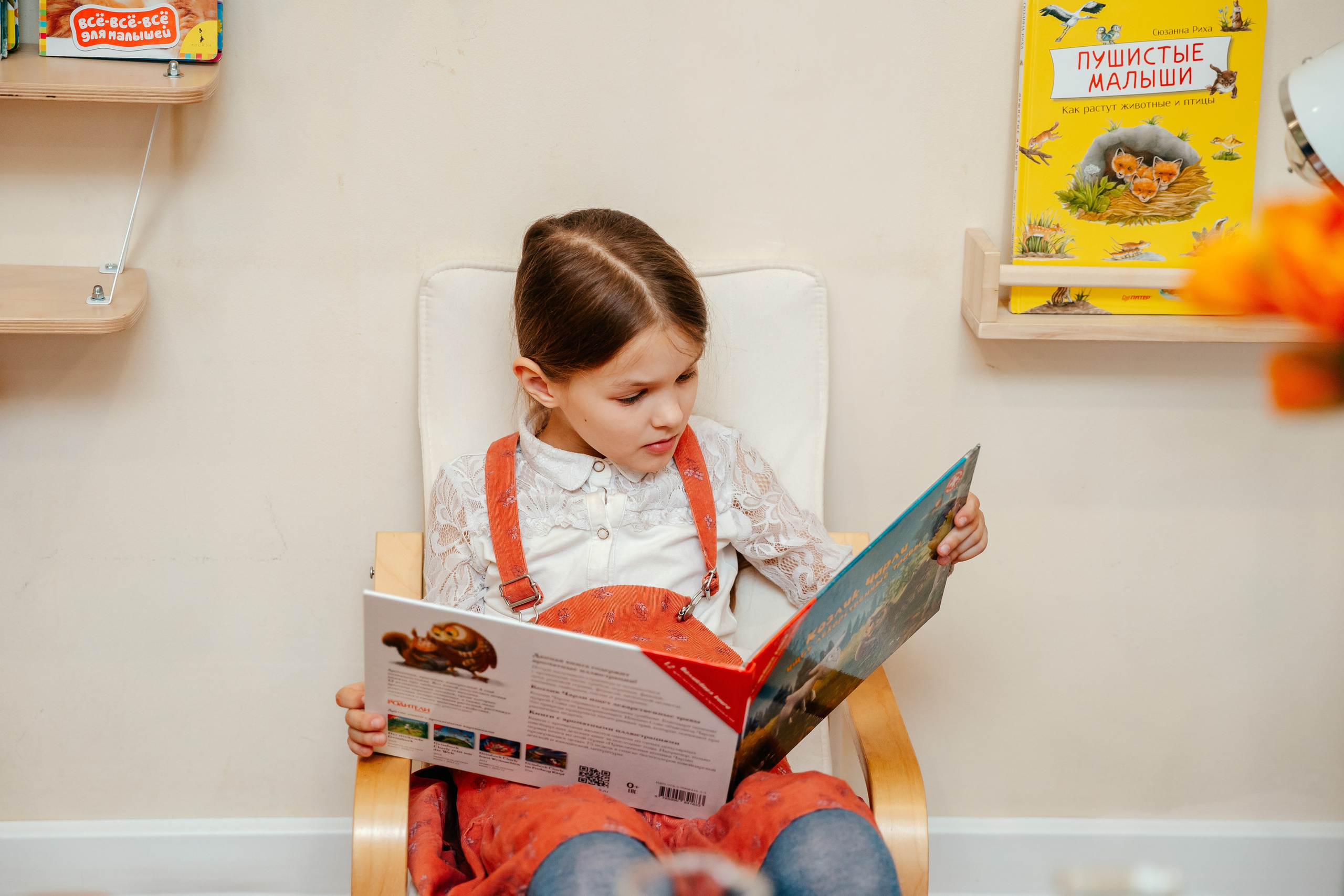 8 марта в Монтессори-саду. Семейный lifestyle фотограф в Санкт-Петербурге Людмила Пахомова