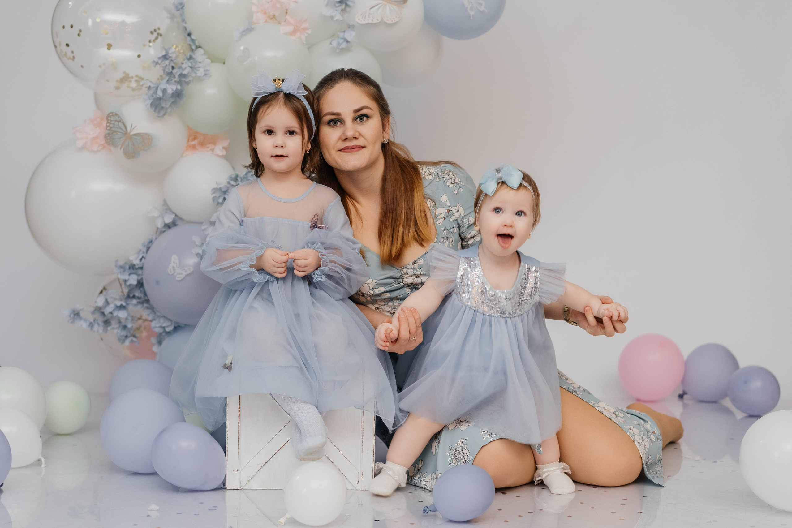 Годовасики. Лана Абрамян-Фотограф новорожденных и беременных в Новороссийске Анапе