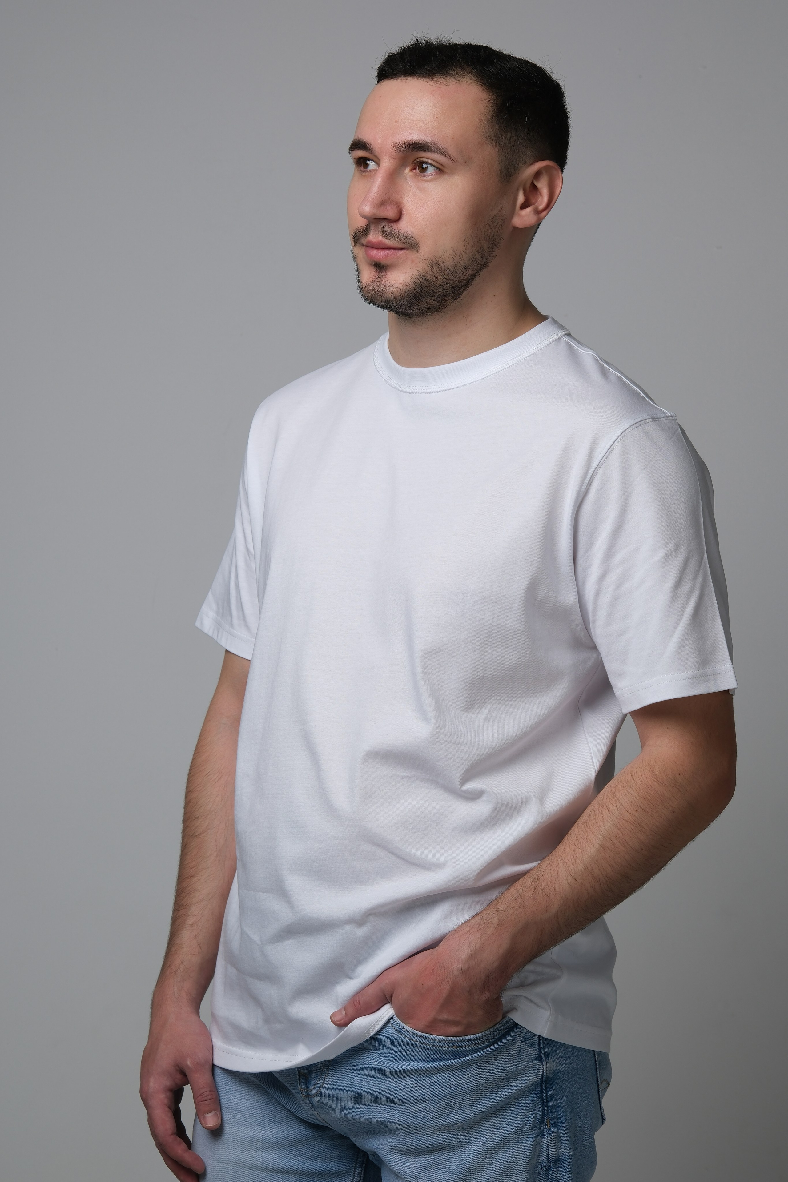 Дмитрий Б. Мен. Фото и видео продакшн в Москве — съемка для брендов и маркетплейсов