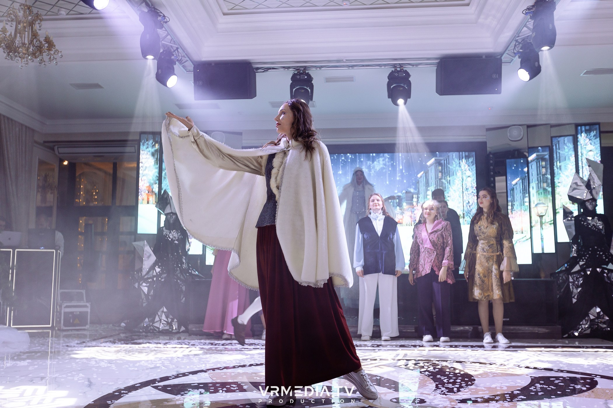 Новогодний вечер в ресторане «Лазурный Берег»