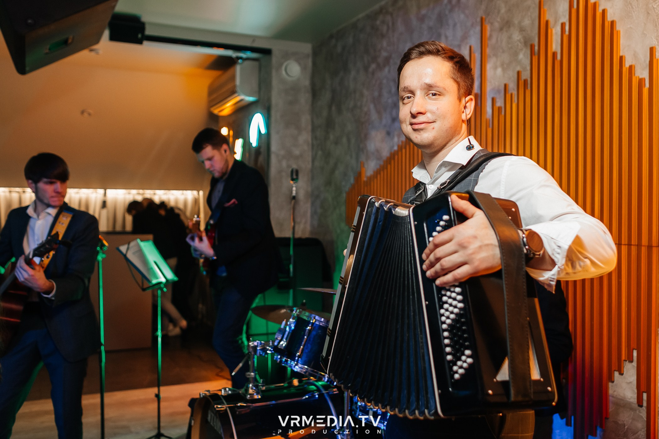 Открытие караоке-зала в «Империи»