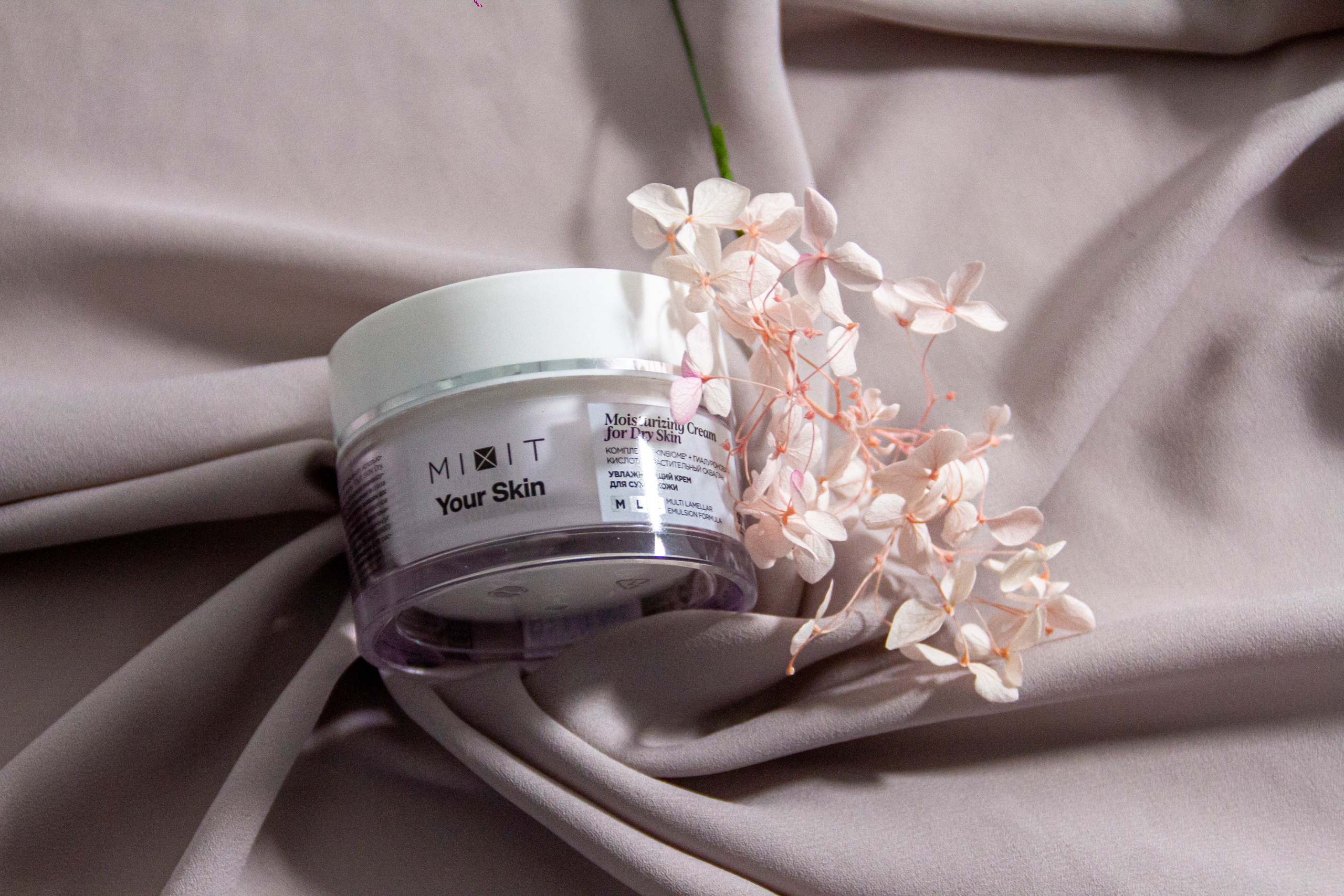 «Без названия»