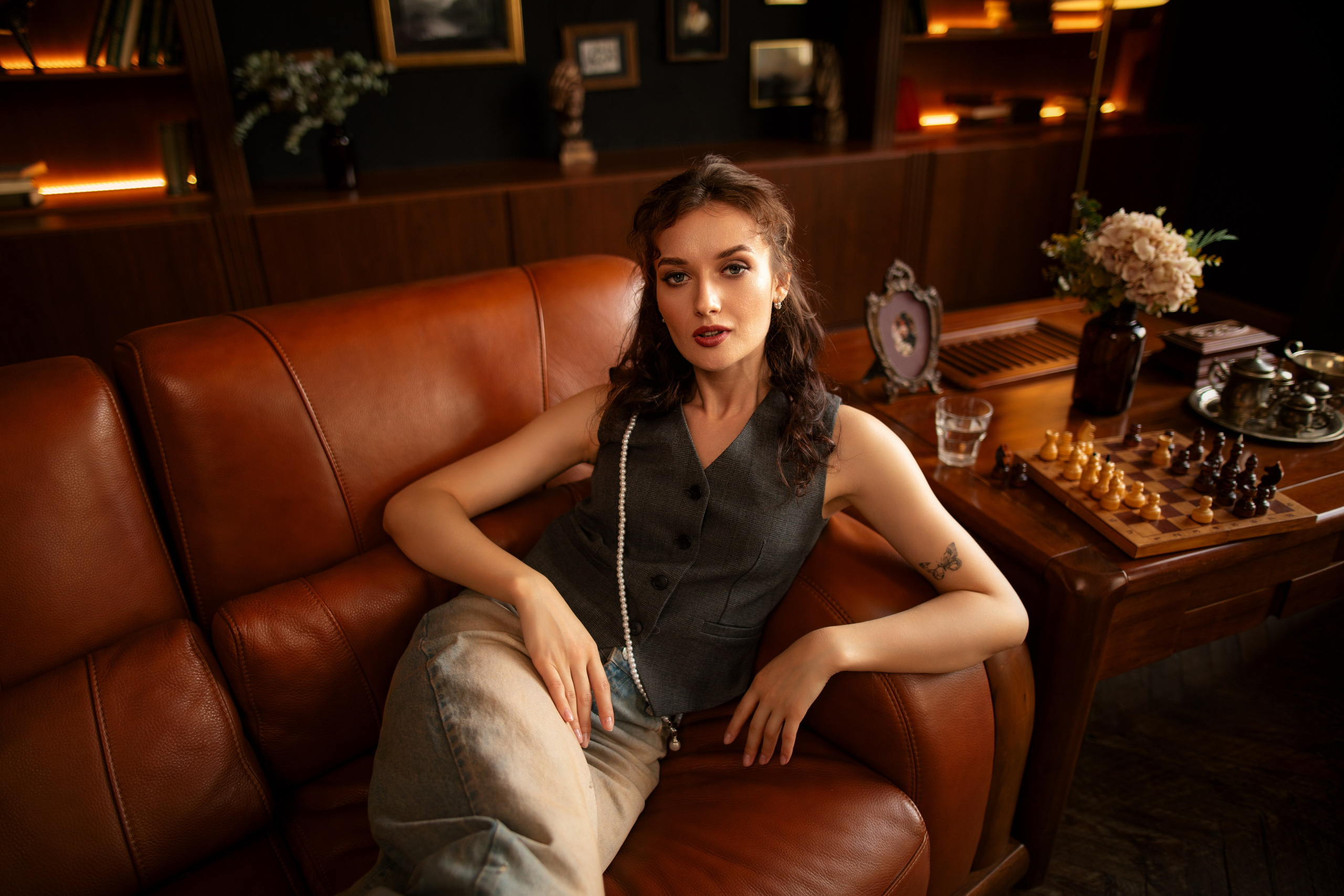 Фотосет с Анастасией в интерьере в формате «Я красивая». Дмитрий Шульгин, портретный фотограф в Воронеже