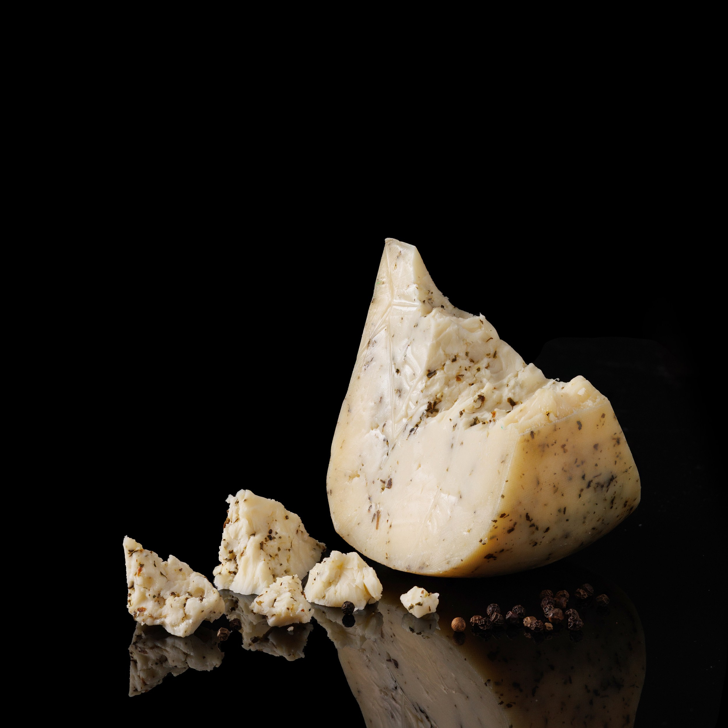 Каталог Сыры. Фуд и предметный фотограф Гришина Ольга