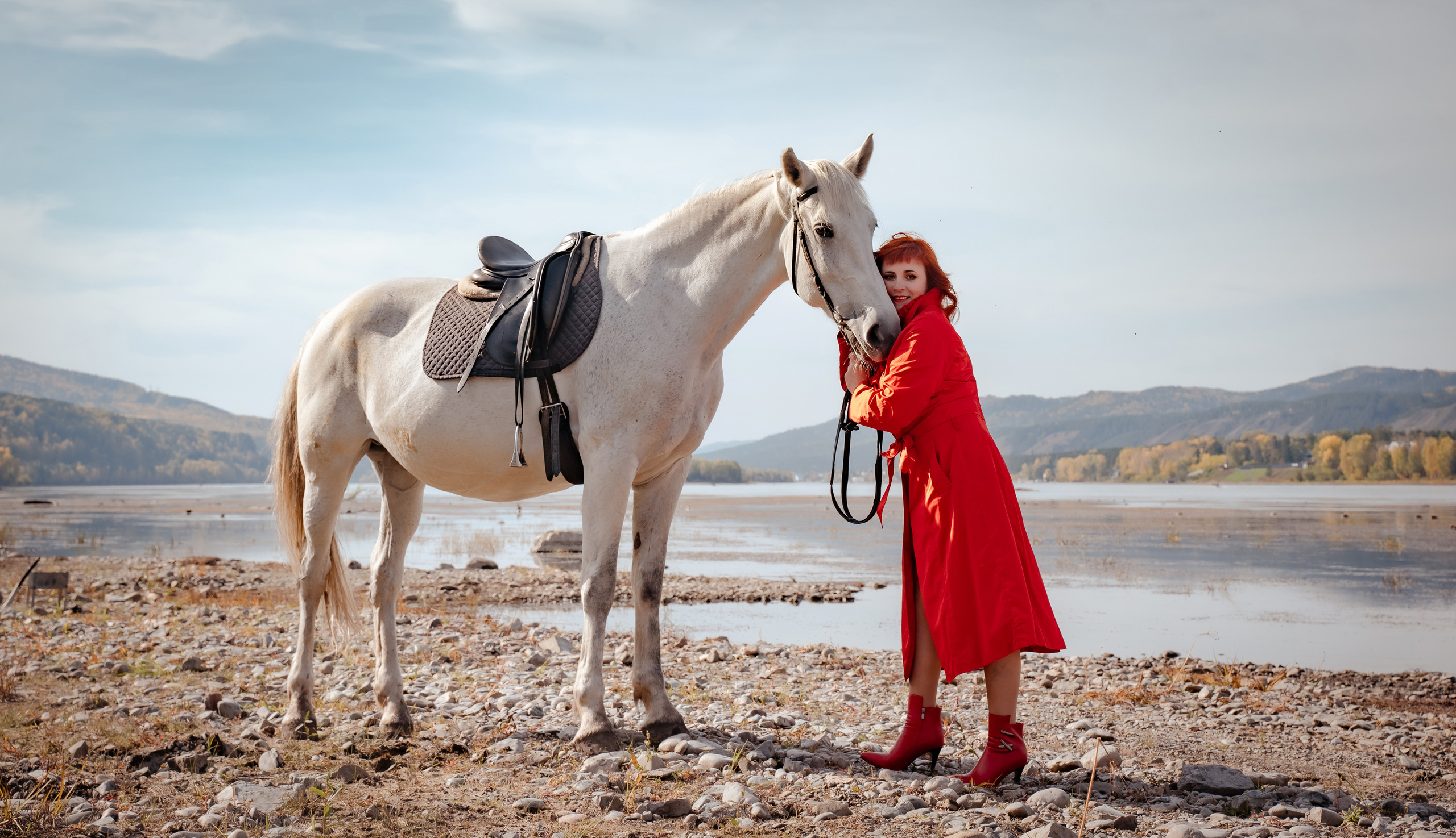 Фотосессия на конном дворе. Фотограф Ким Наталья в Красноярске