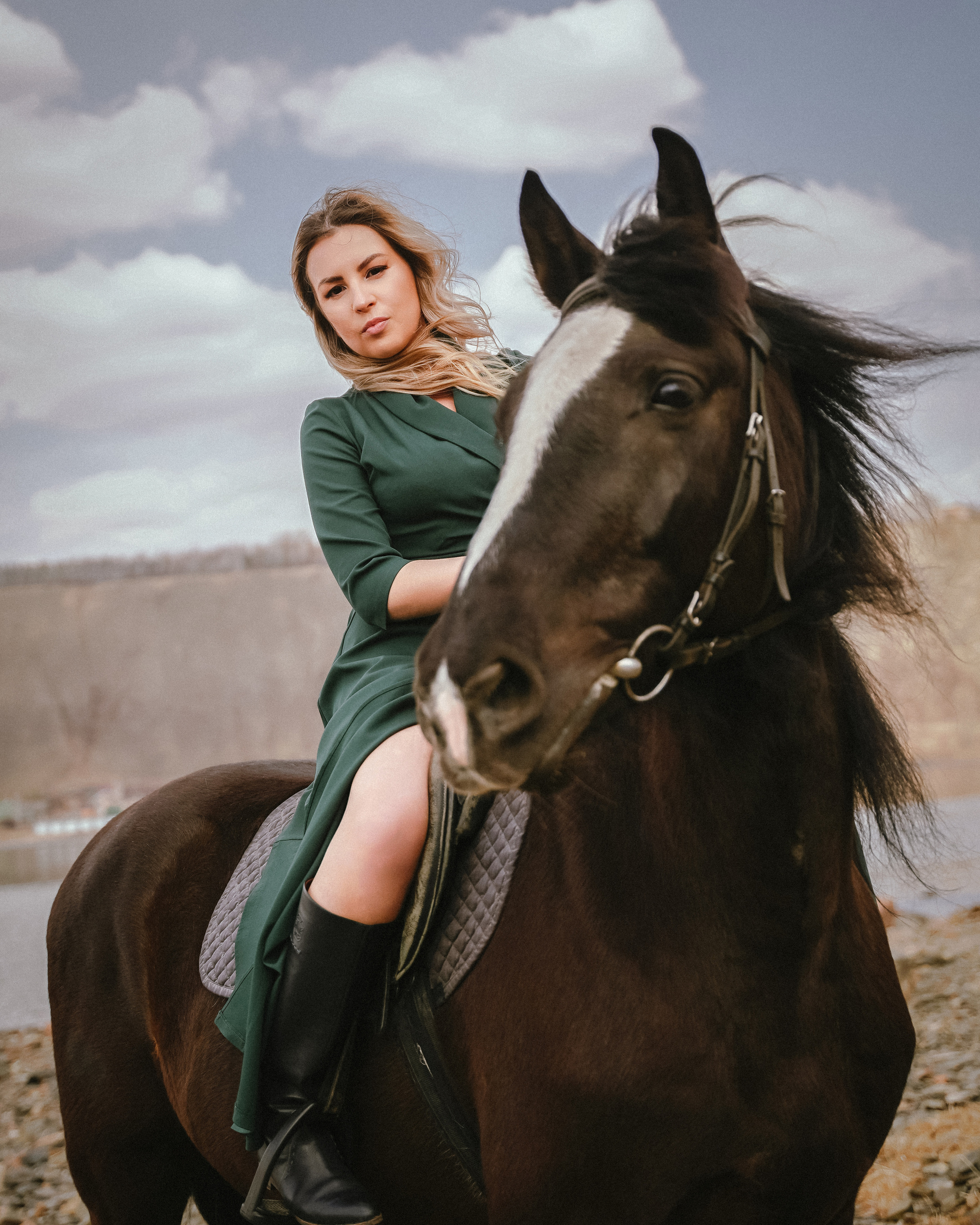 Фотосессии с лошадьми в Красноярске. Фотограф Ким Наталья в Красноярске