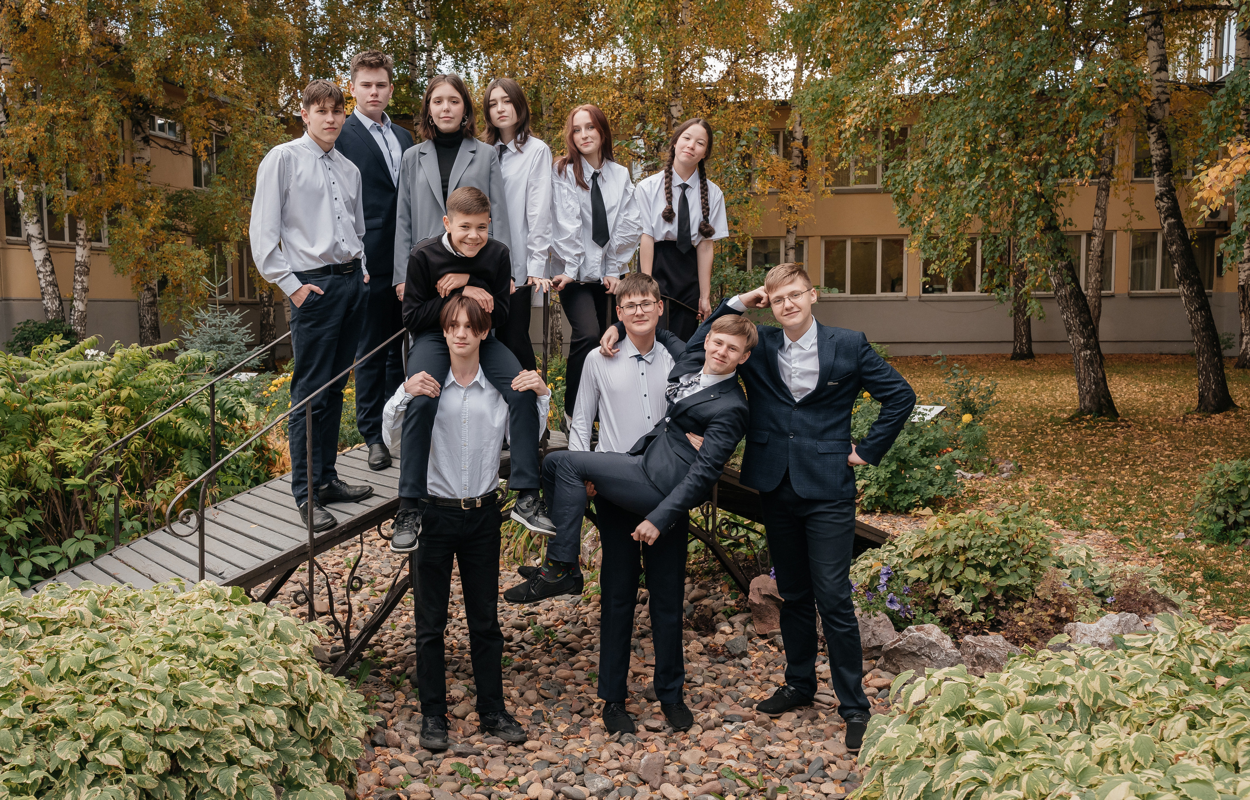 Выпускные альбомы. Фотограф Ким Наталья в Красноярске